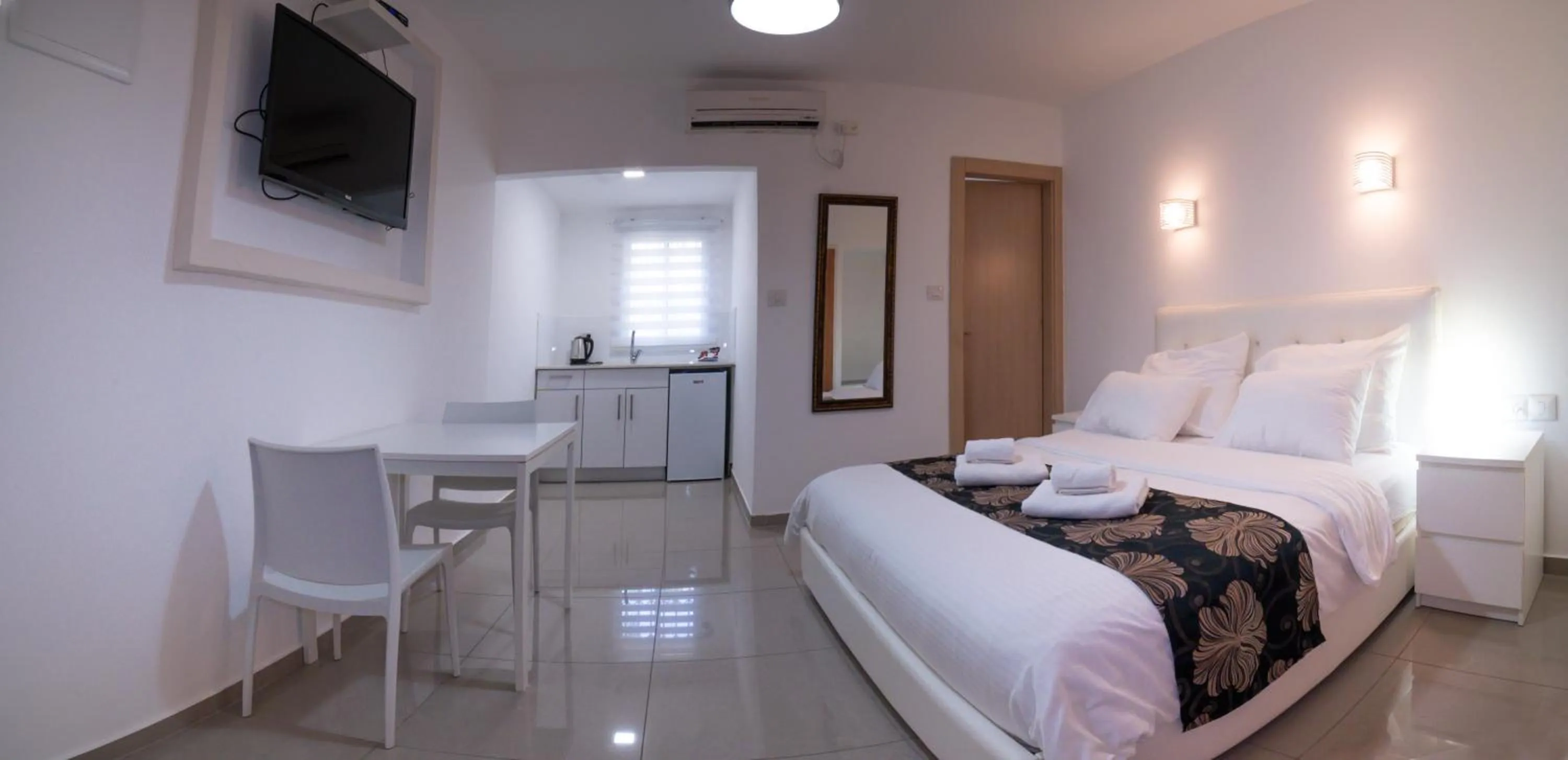 Bed in Agamim Hotel Ashkelon