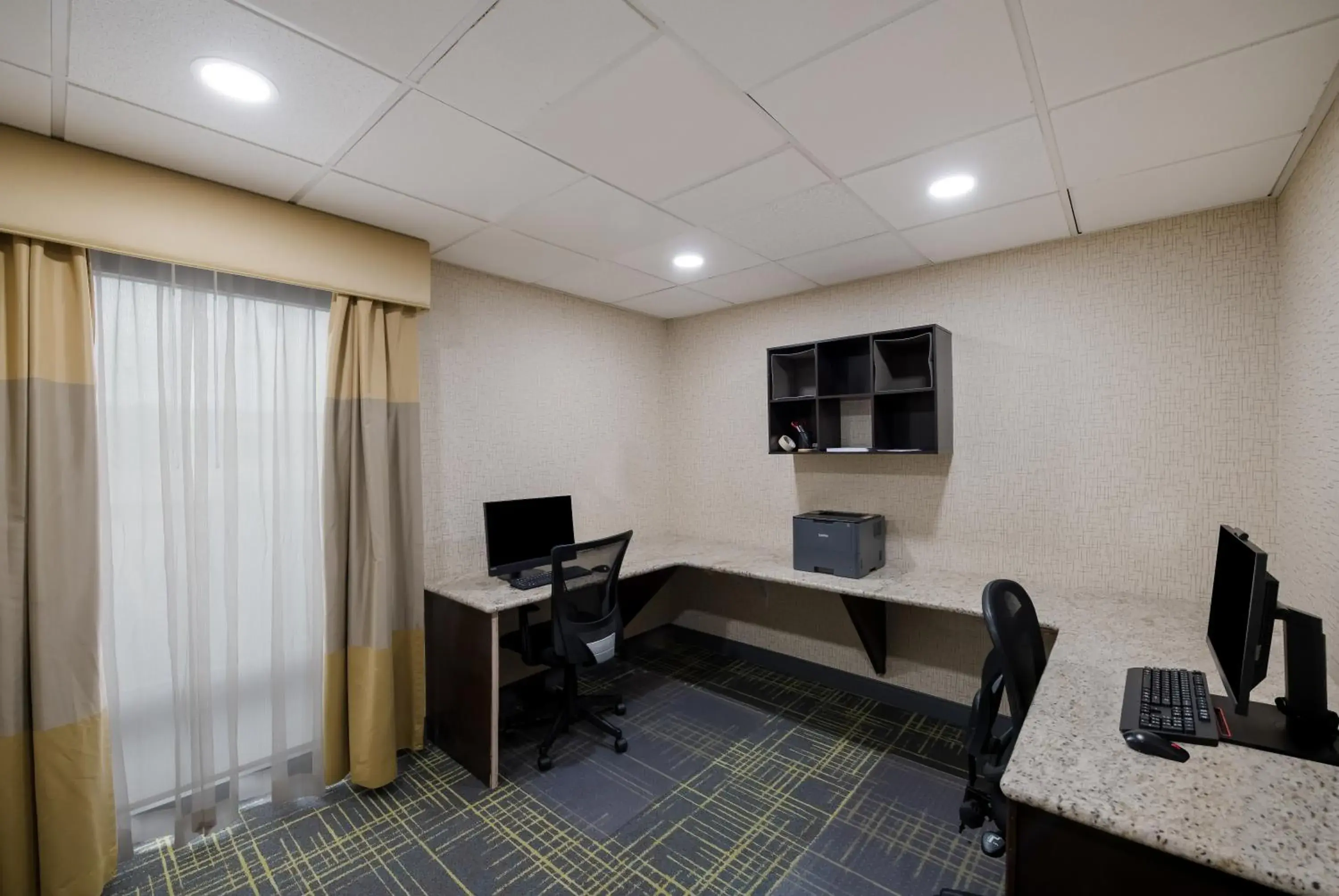 Property building in Hampton Inn Marshall Property building in Hampton Inn Marshall