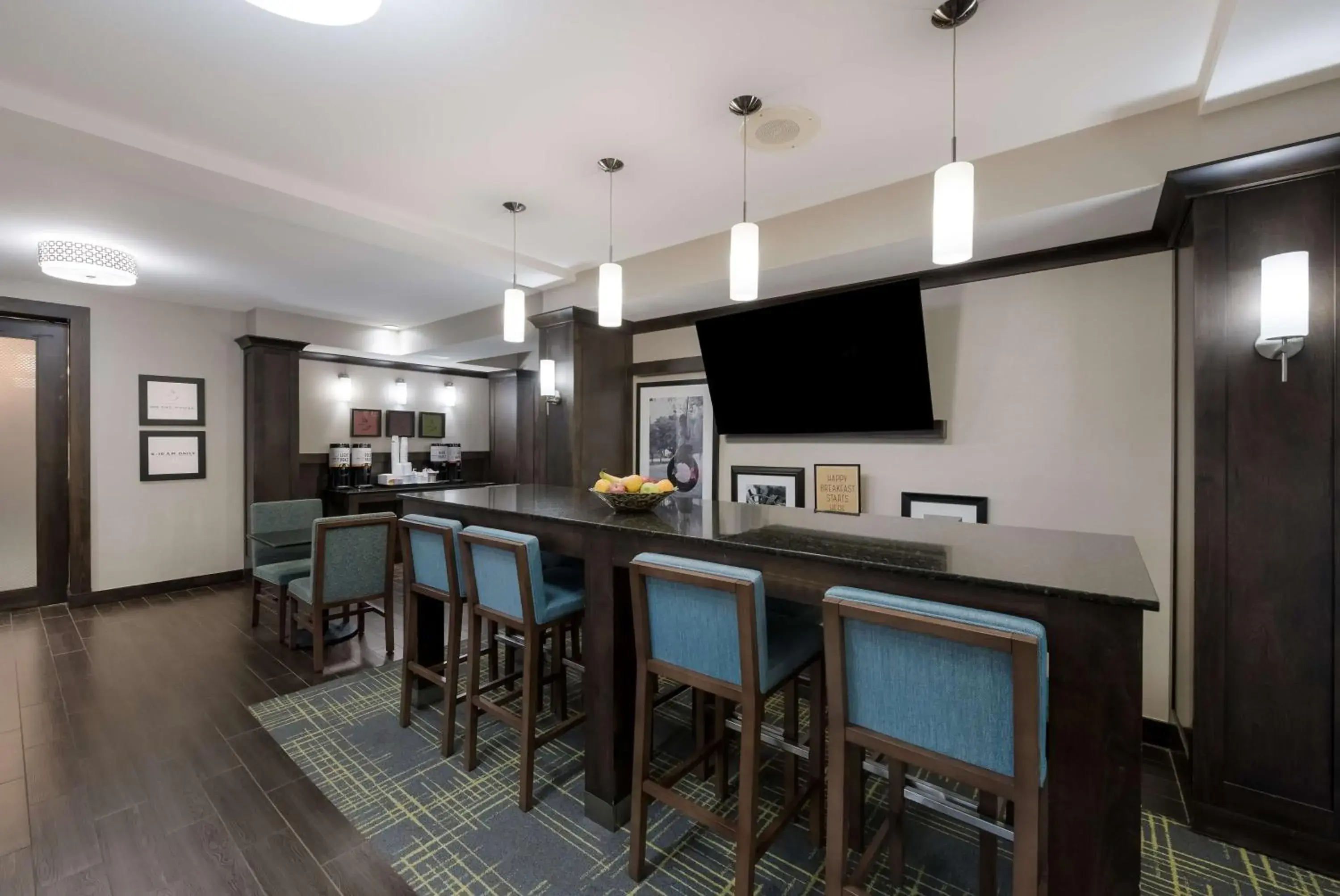 Breakfast in Hampton Inn Marshall Breakfast in Hampton Inn Marshall