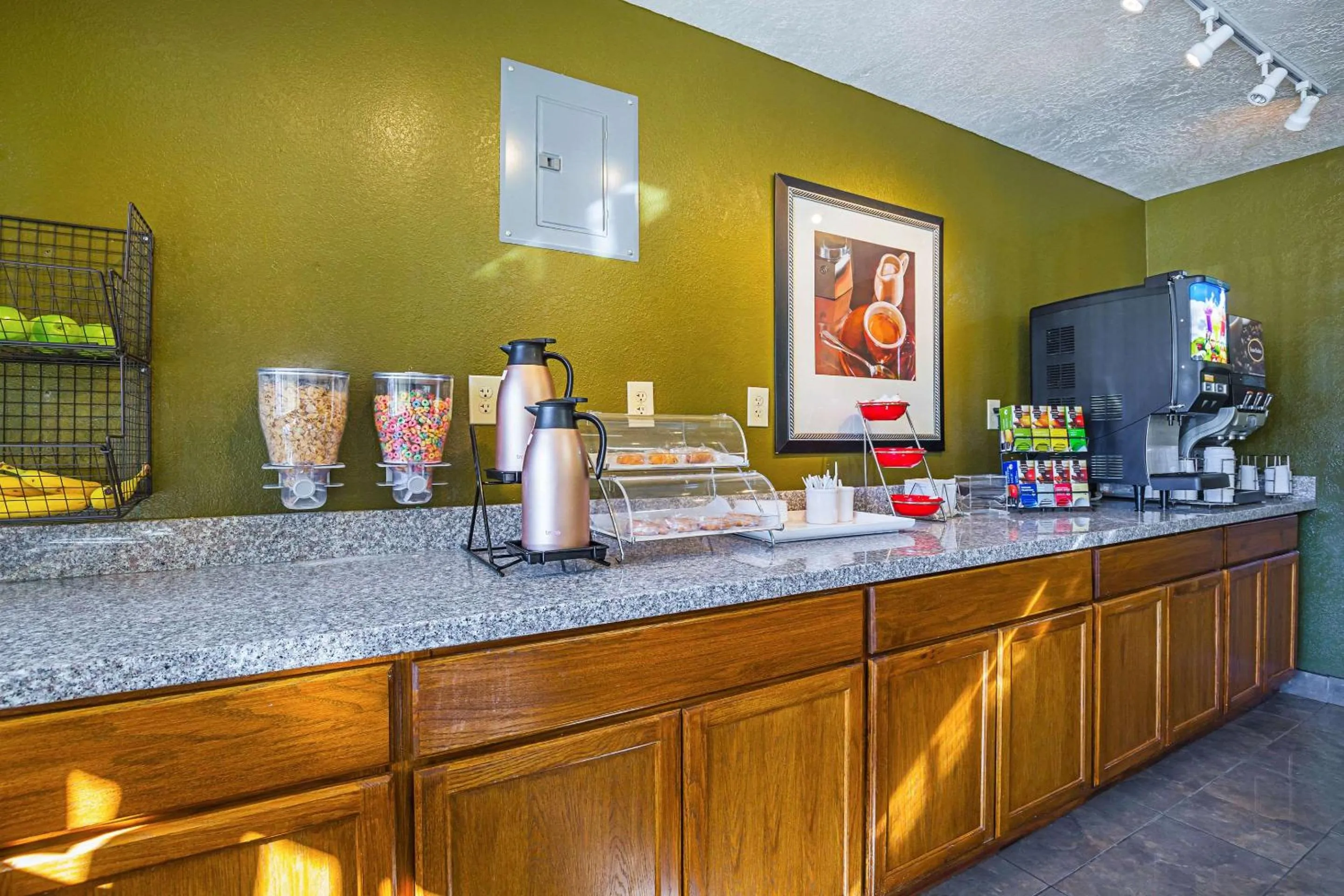 Restaurant/places to eat in Rodeway Inn Cedar City