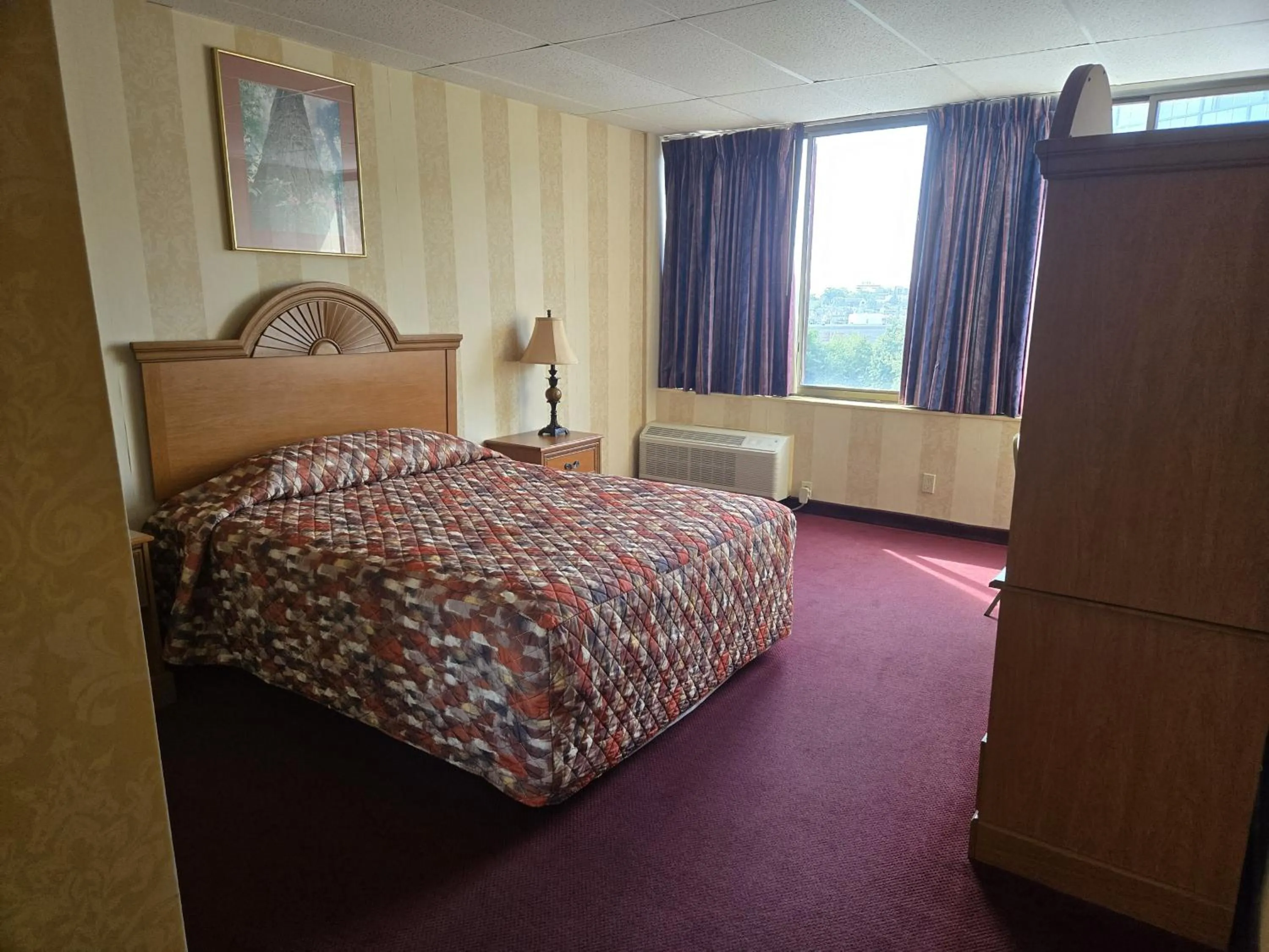 Bed in Amsterdam Hotel