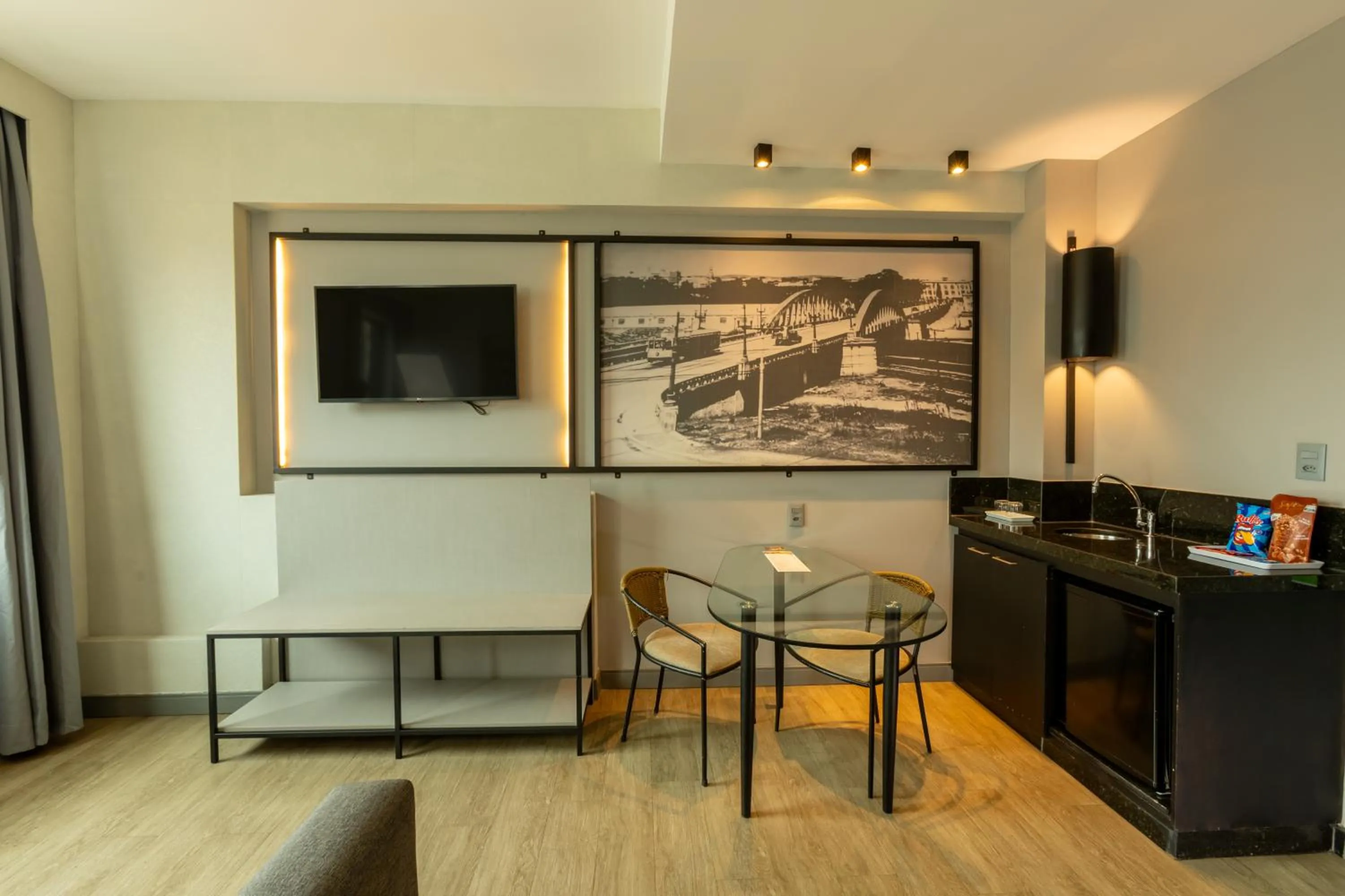 TV and multimedia in Royal Golden Hotel - Savassi