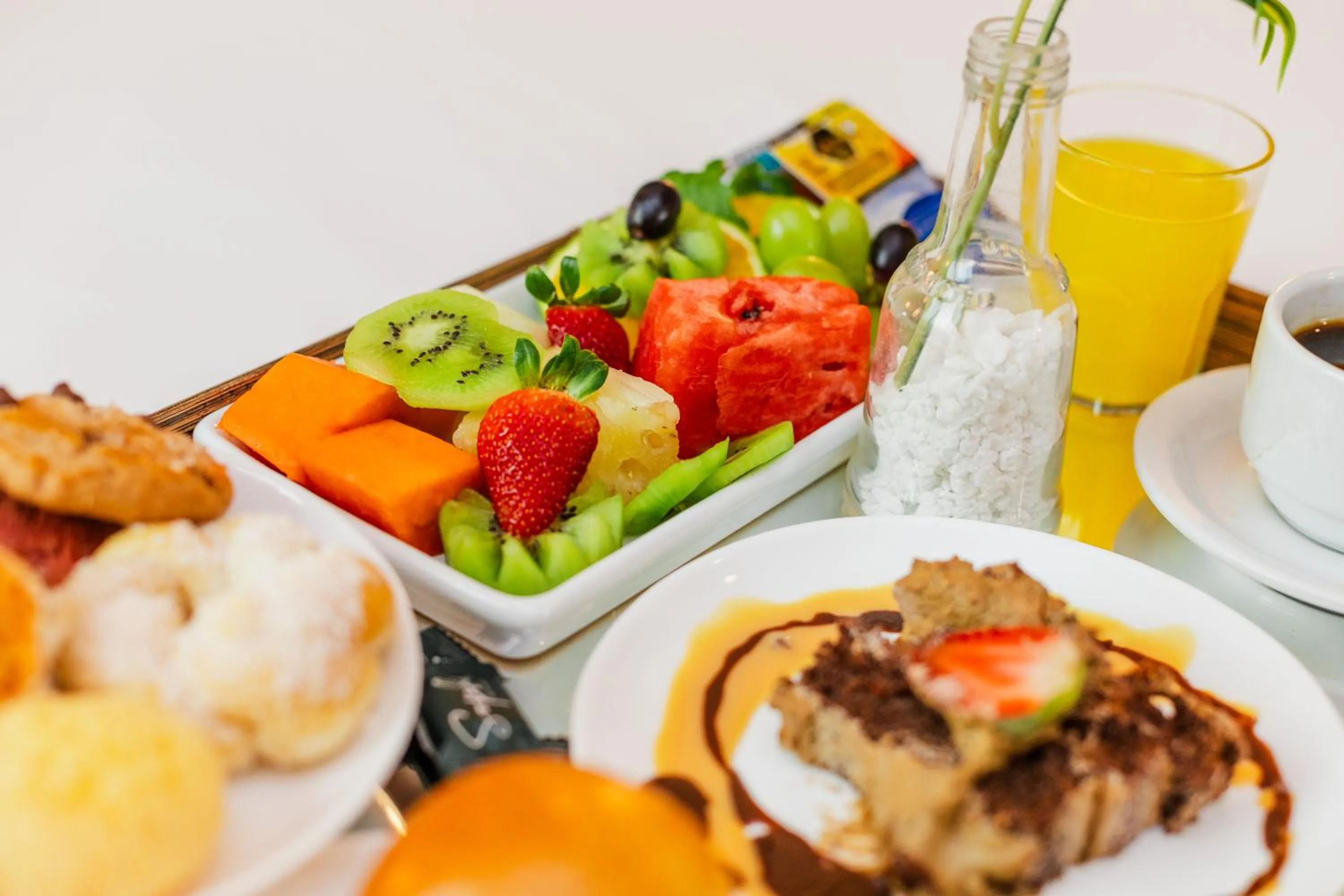 Food and drinks in Royal Golden Hotel - Savassi