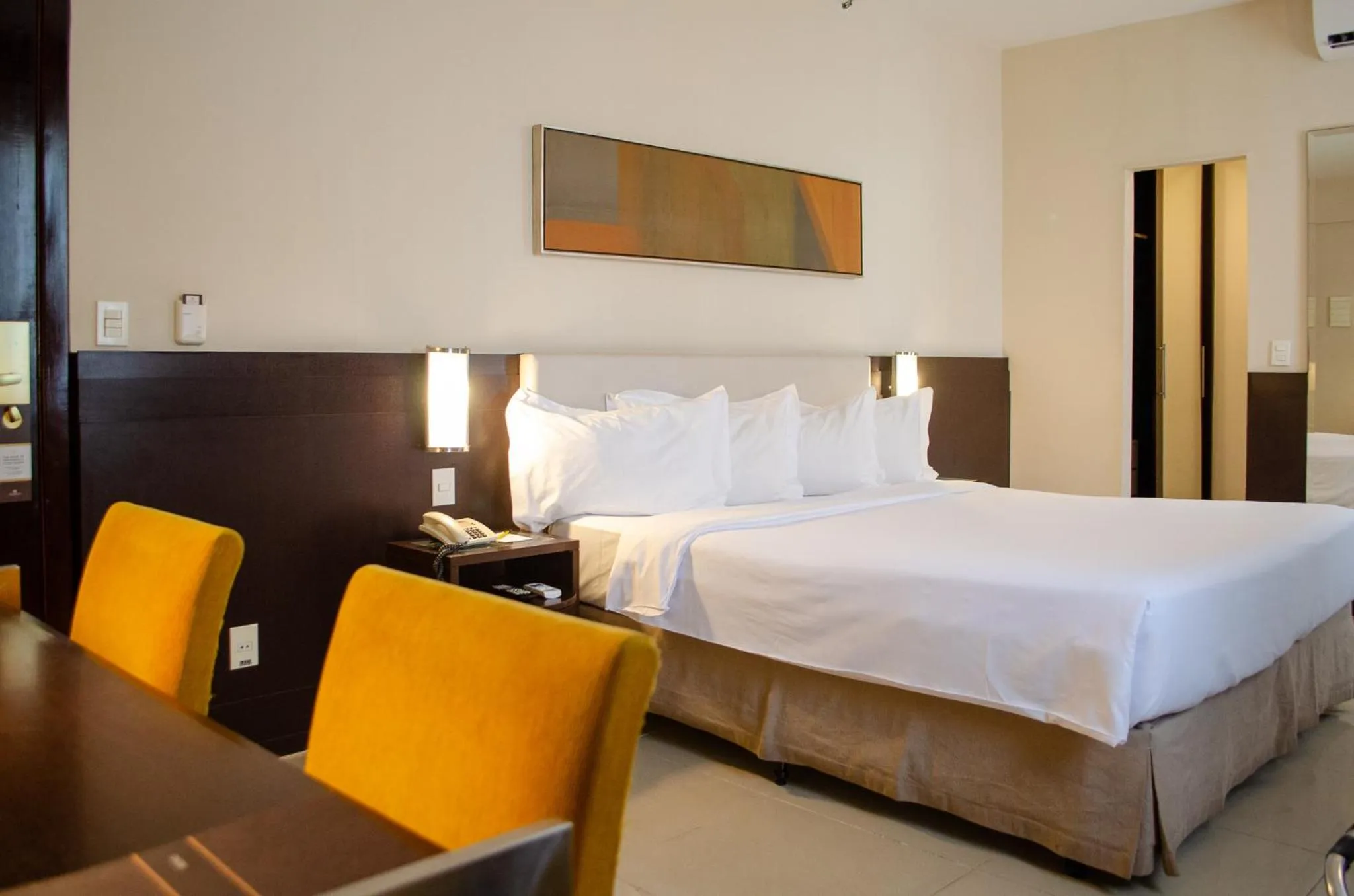 Bed in Royal Collection Savassi