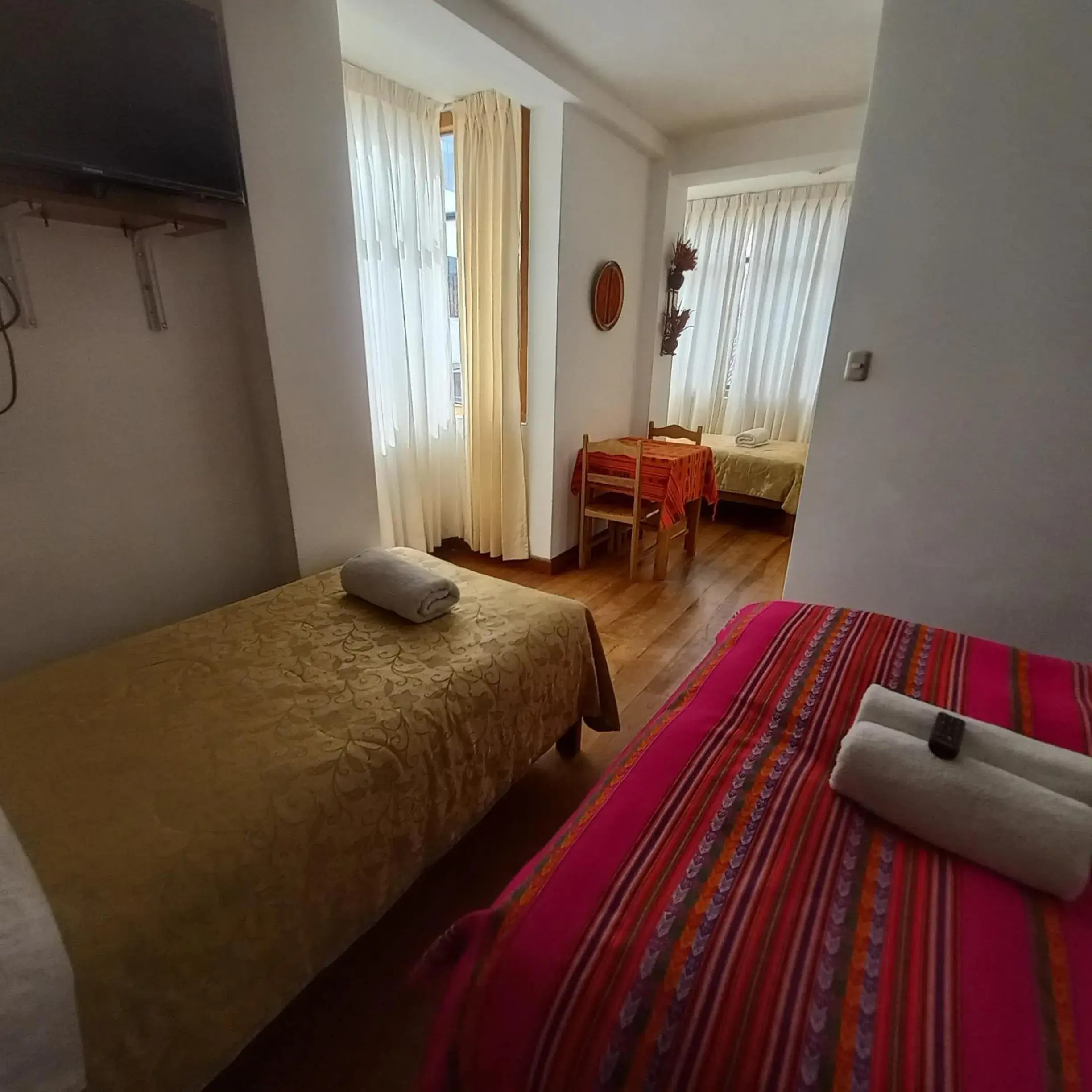 Family Room with Private Bathroom - single occupancy in Killaqente Family Room with Private Bathroom - single occupancy in Killaqente