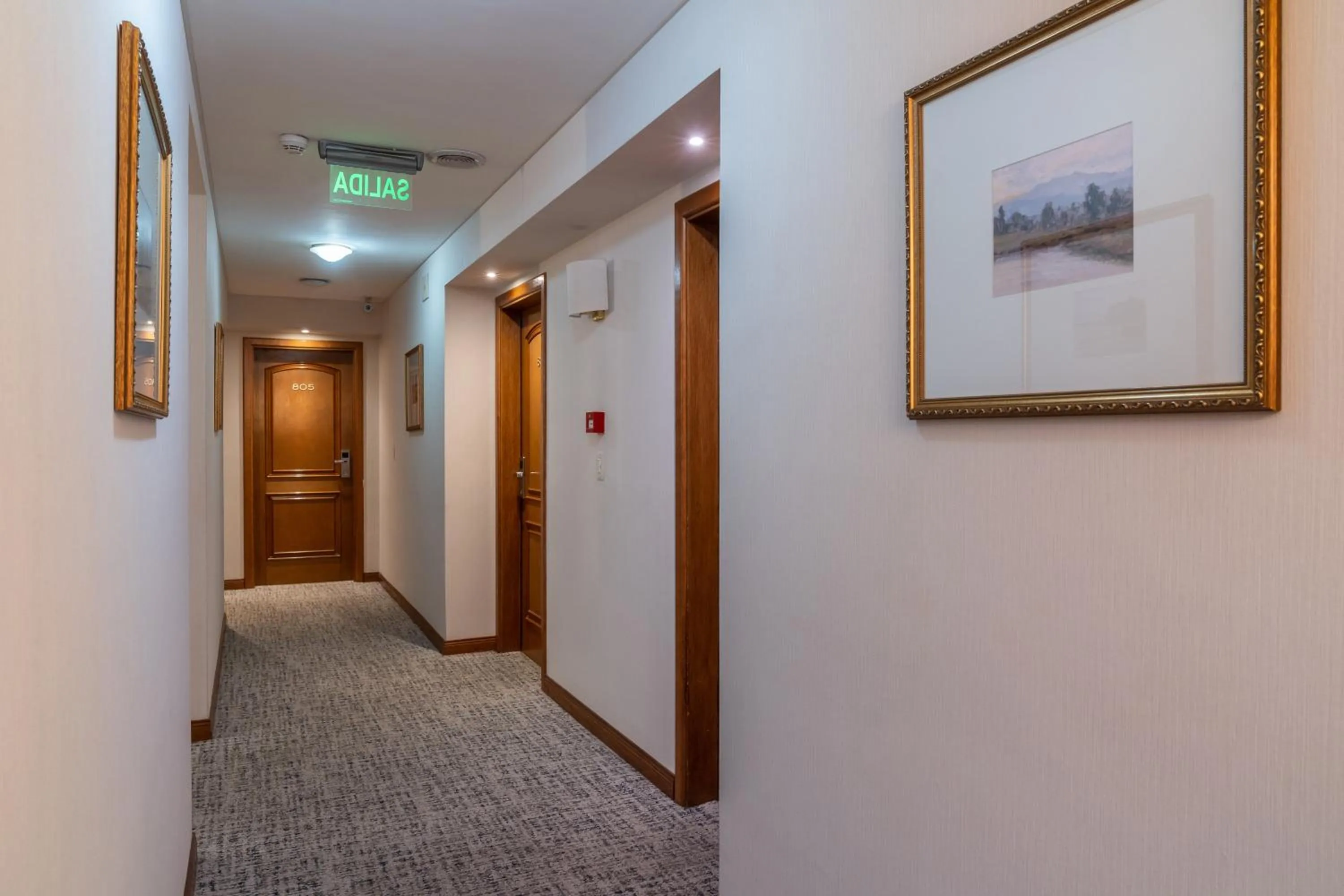 Property building in Hotel Intersur Recoleta