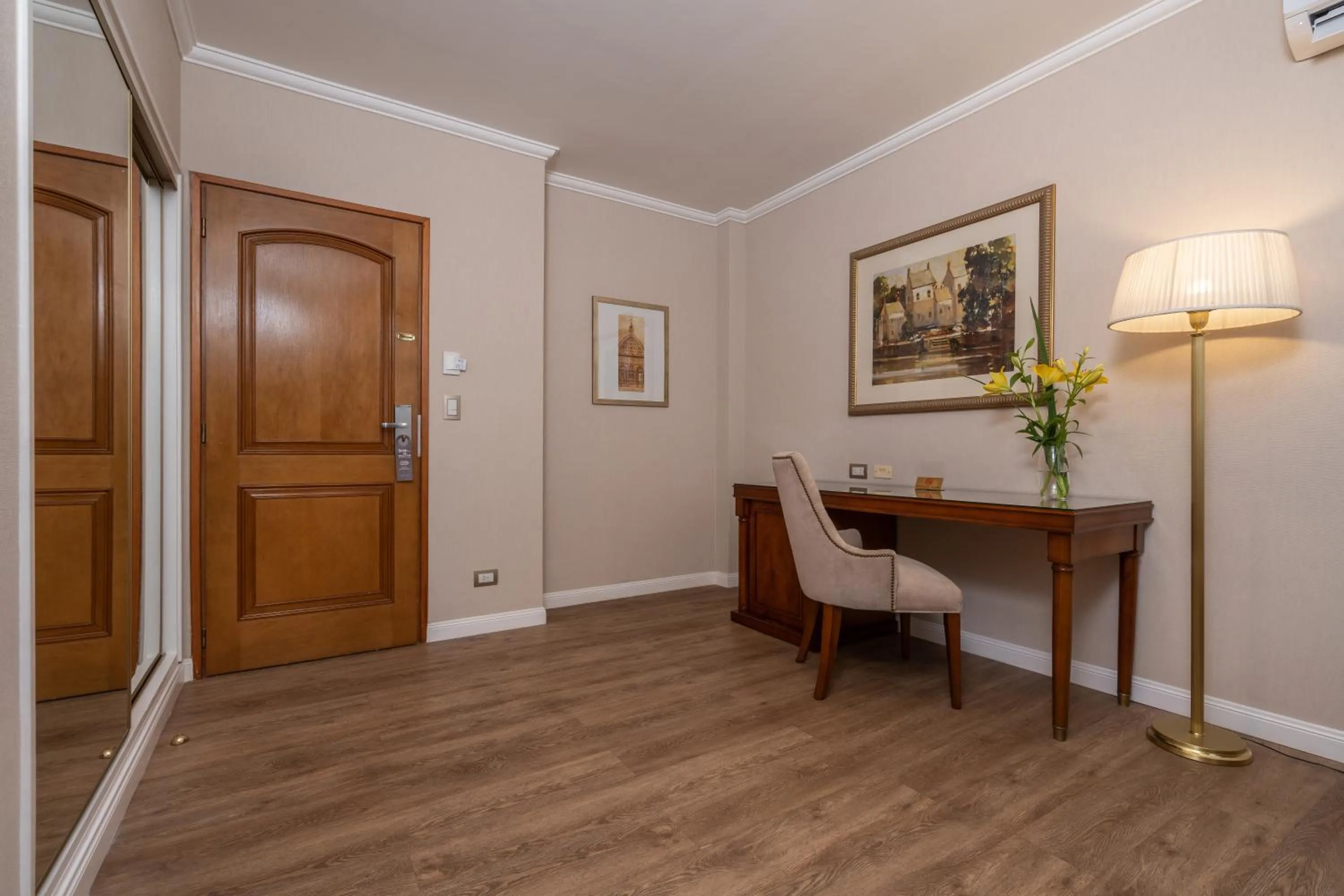 Living room in Hotel Intersur Recoleta