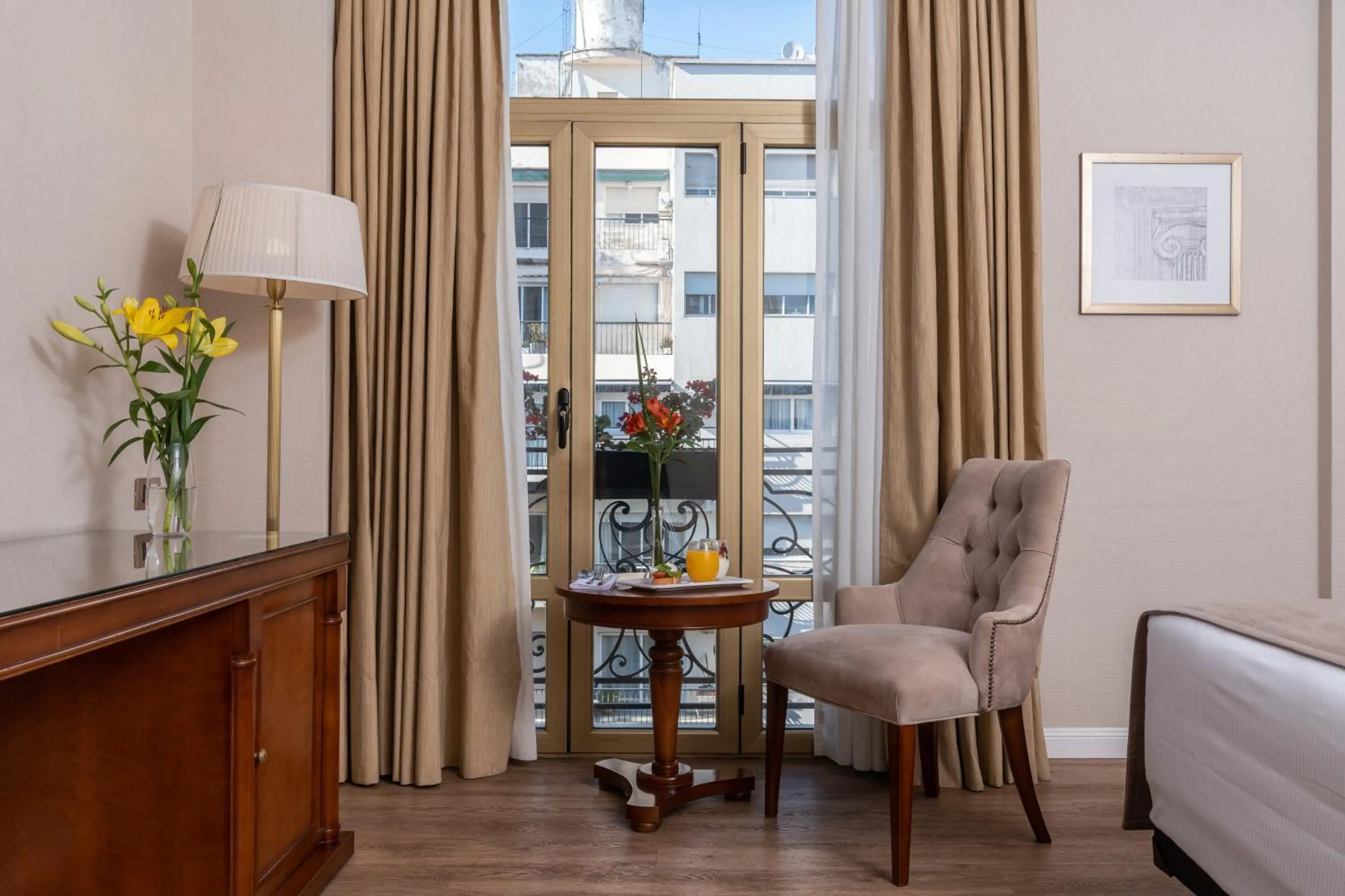 Living room in Hotel Intersur Recoleta
