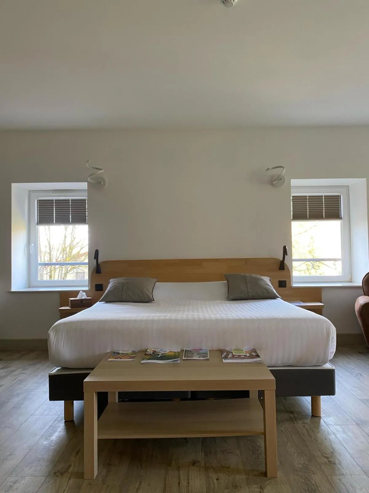 Bed in Lodge Hôtel de Sommedieue Verdun