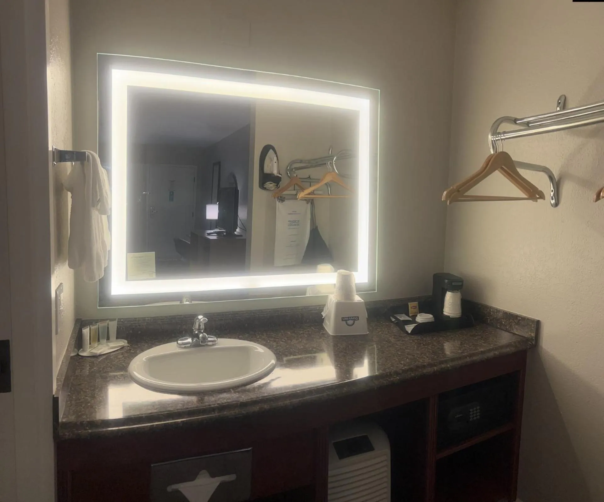 Days Inn by Wyndham Port Charlotte Town Center