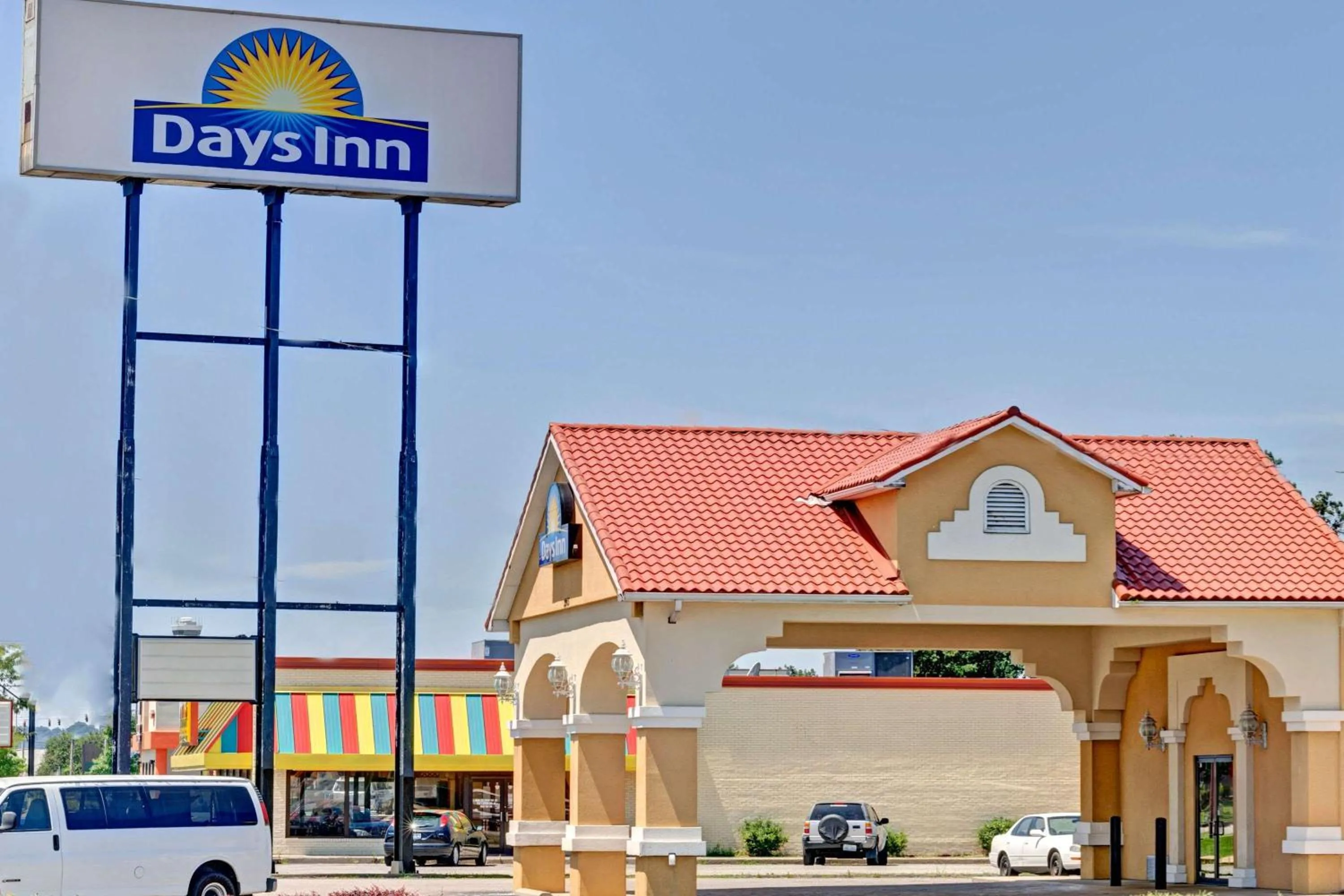 Property building in Days Inn by Wyndham Louisville Airport Fair and Expo Center