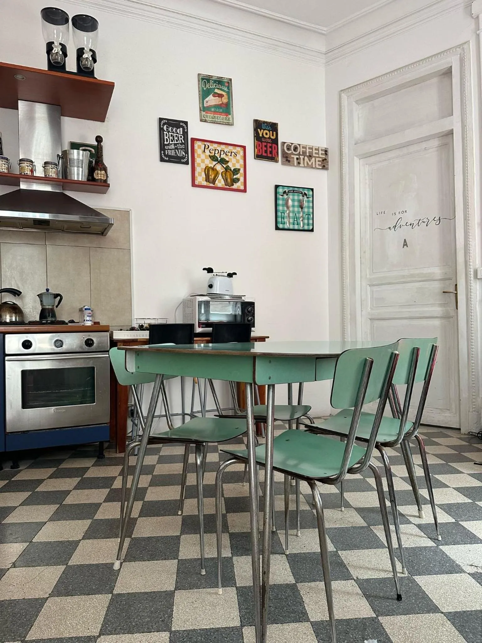 kitchen in Via Zara