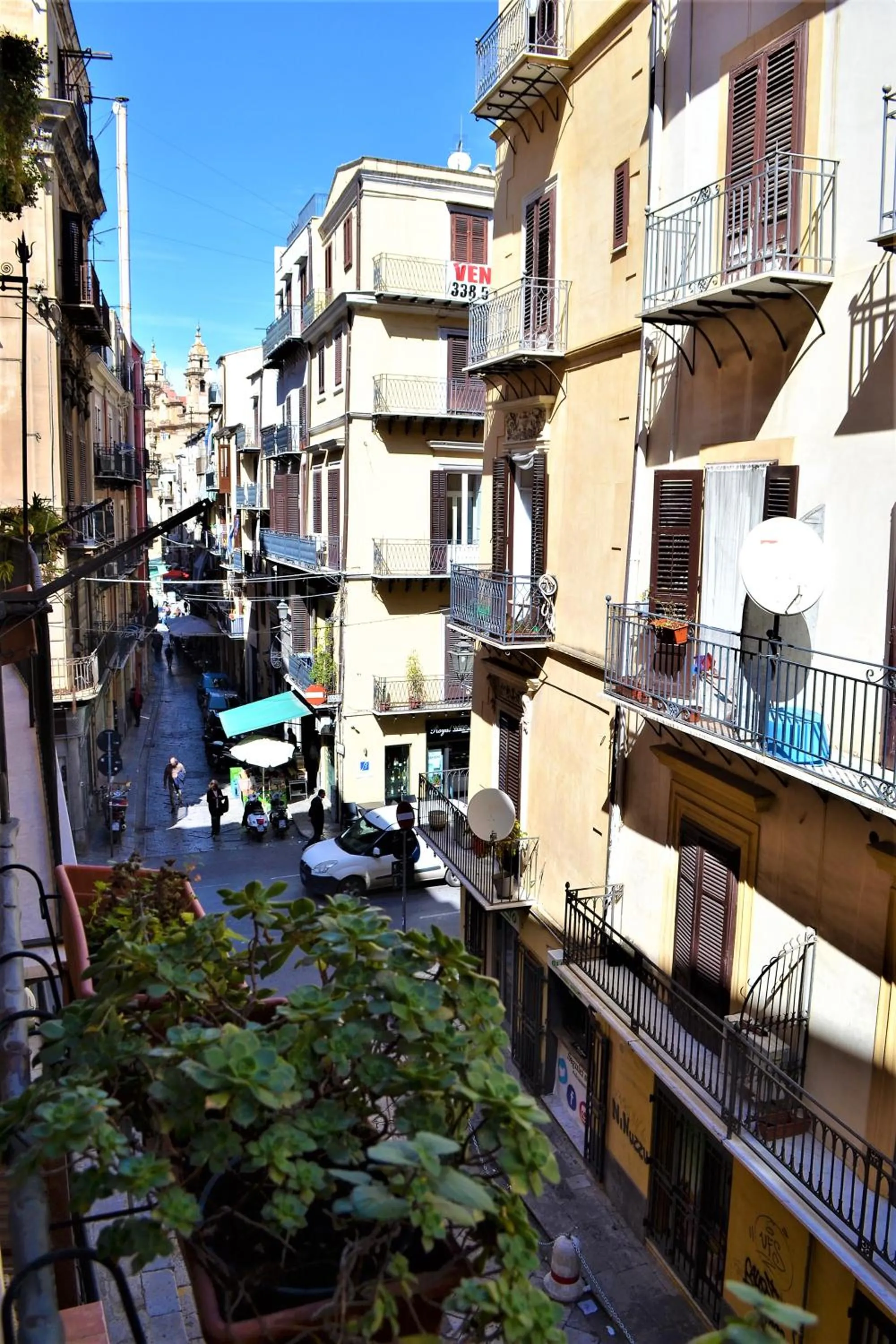 Street view in Via Zara