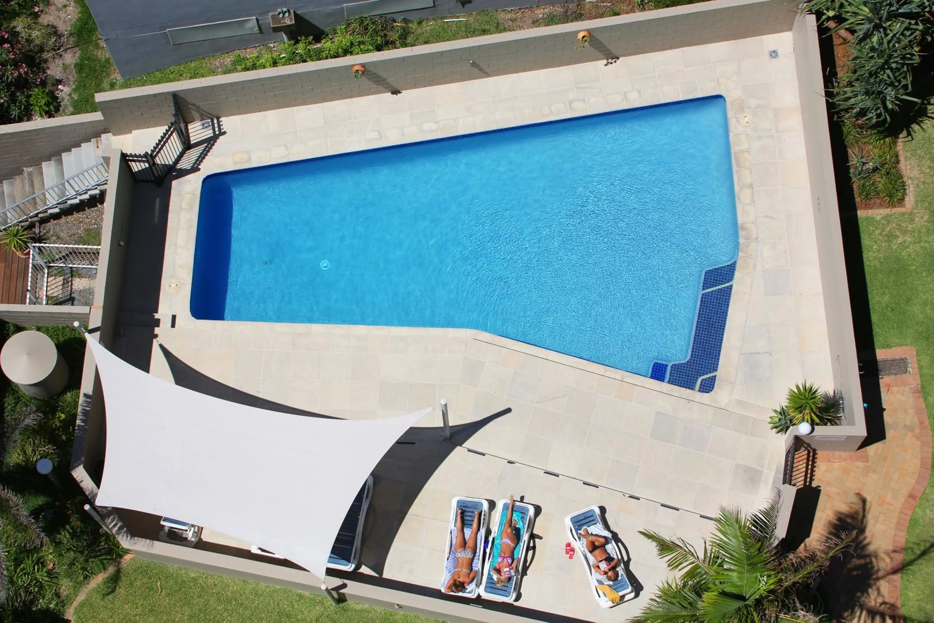 Swimming pool in Narrowneck Court Holiday Apartments
