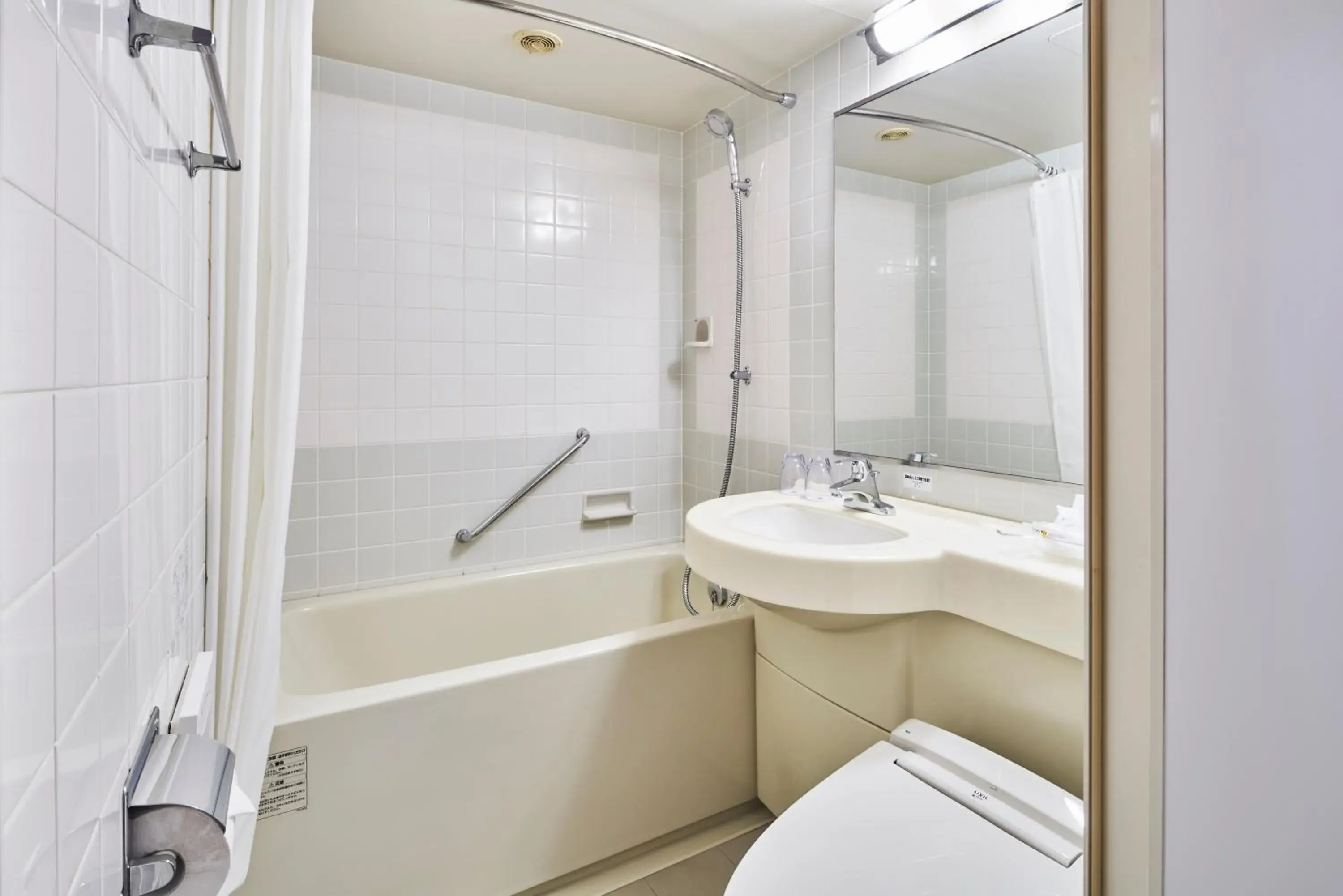 Comfort Double Room - single occupancy - Non-Smoking in HOTEL MYSTAYS PREMIER Sapporo Park Comfort Double Room - single occupancy - Non-Smoking in HOTEL MYSTAYS PREMIER Sapporo Park