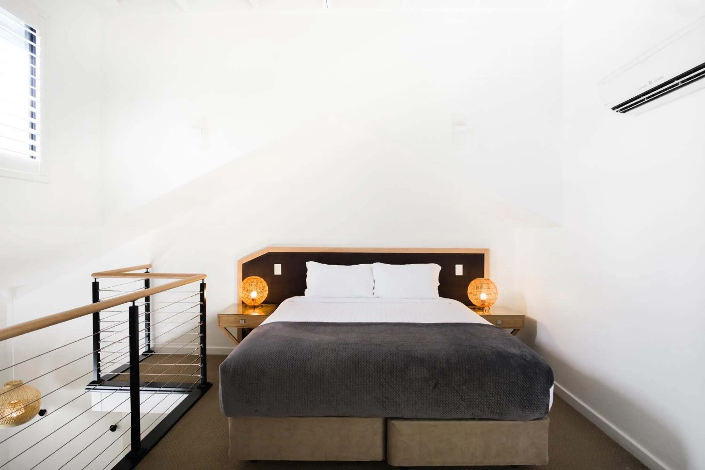 Photo of the whole room, Bed in Chimes Spa Retreat