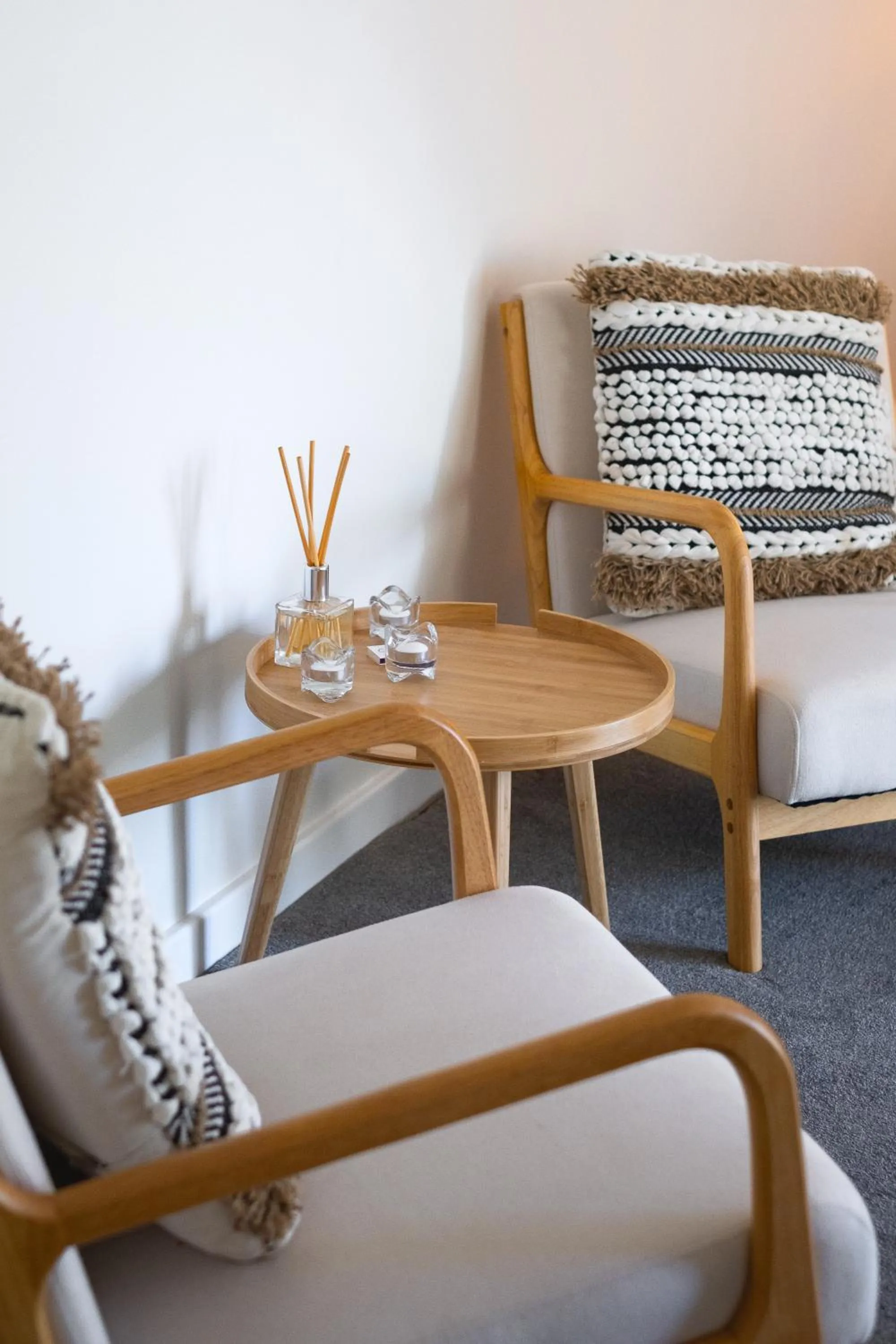 Seating area in Chimes Spa Retreat