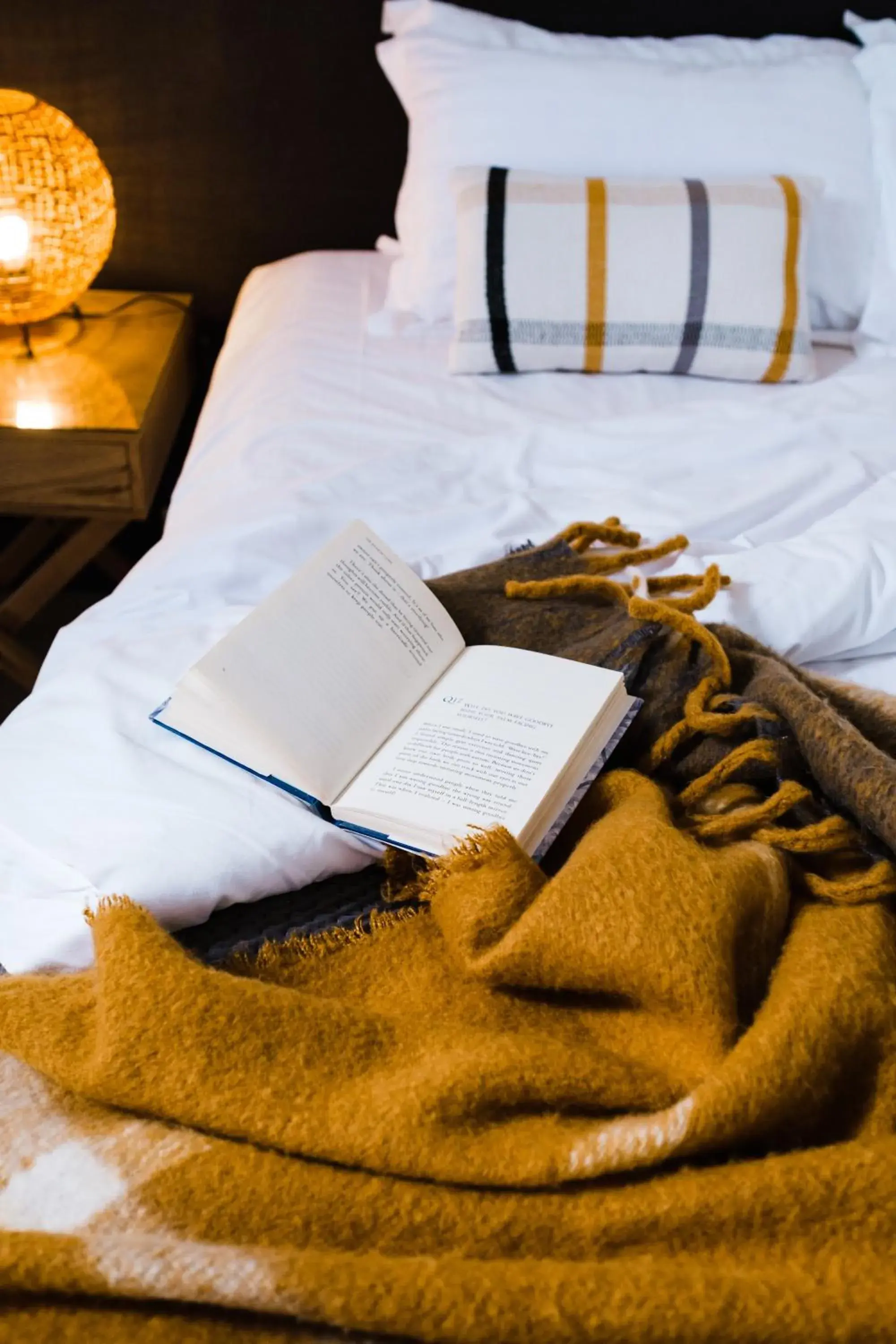 Bedroom, Bed in Chimes Spa Retreat Bedroom, Bed in Chimes Spa Retreat