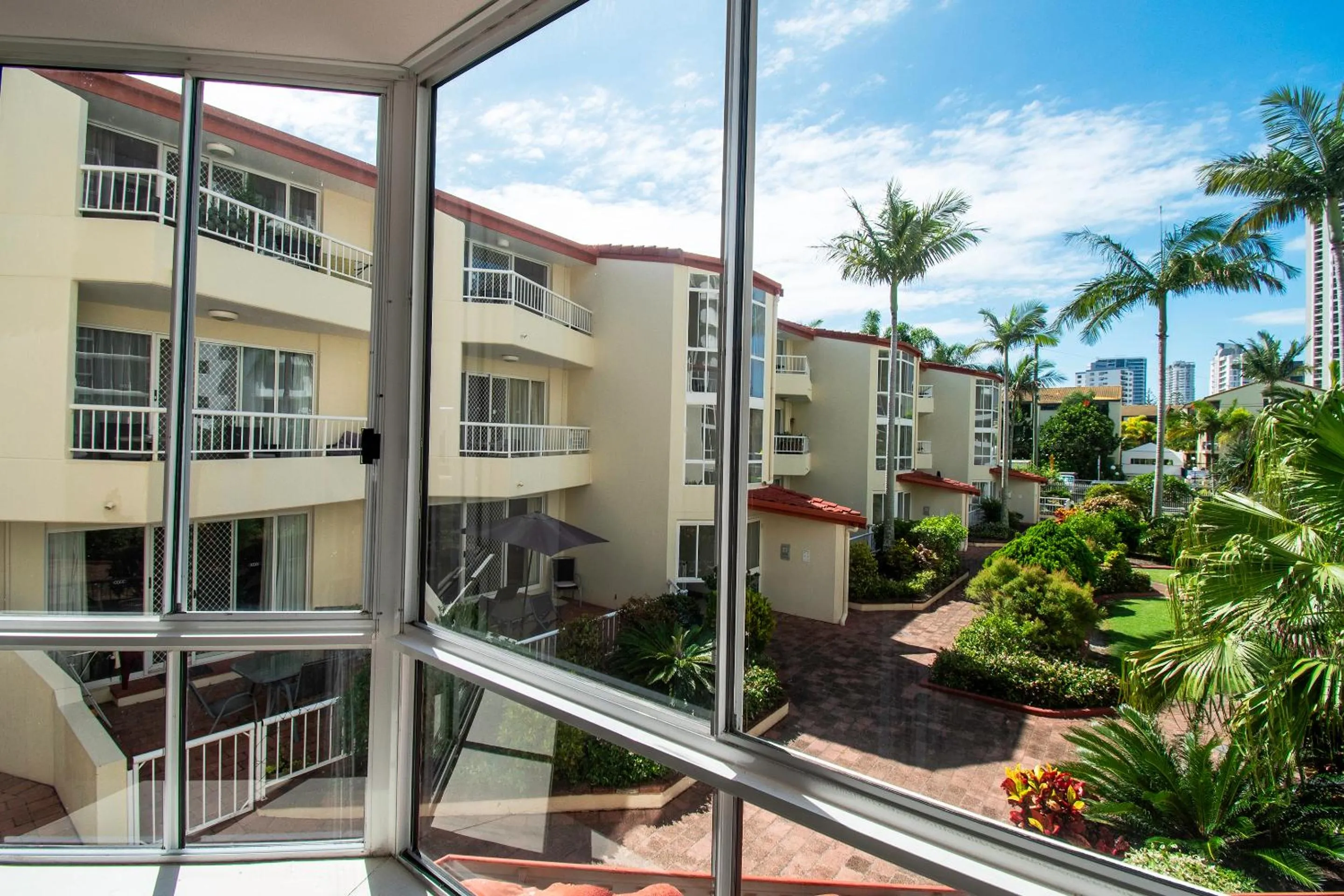 Property building in Key Largo Holiday Apartments