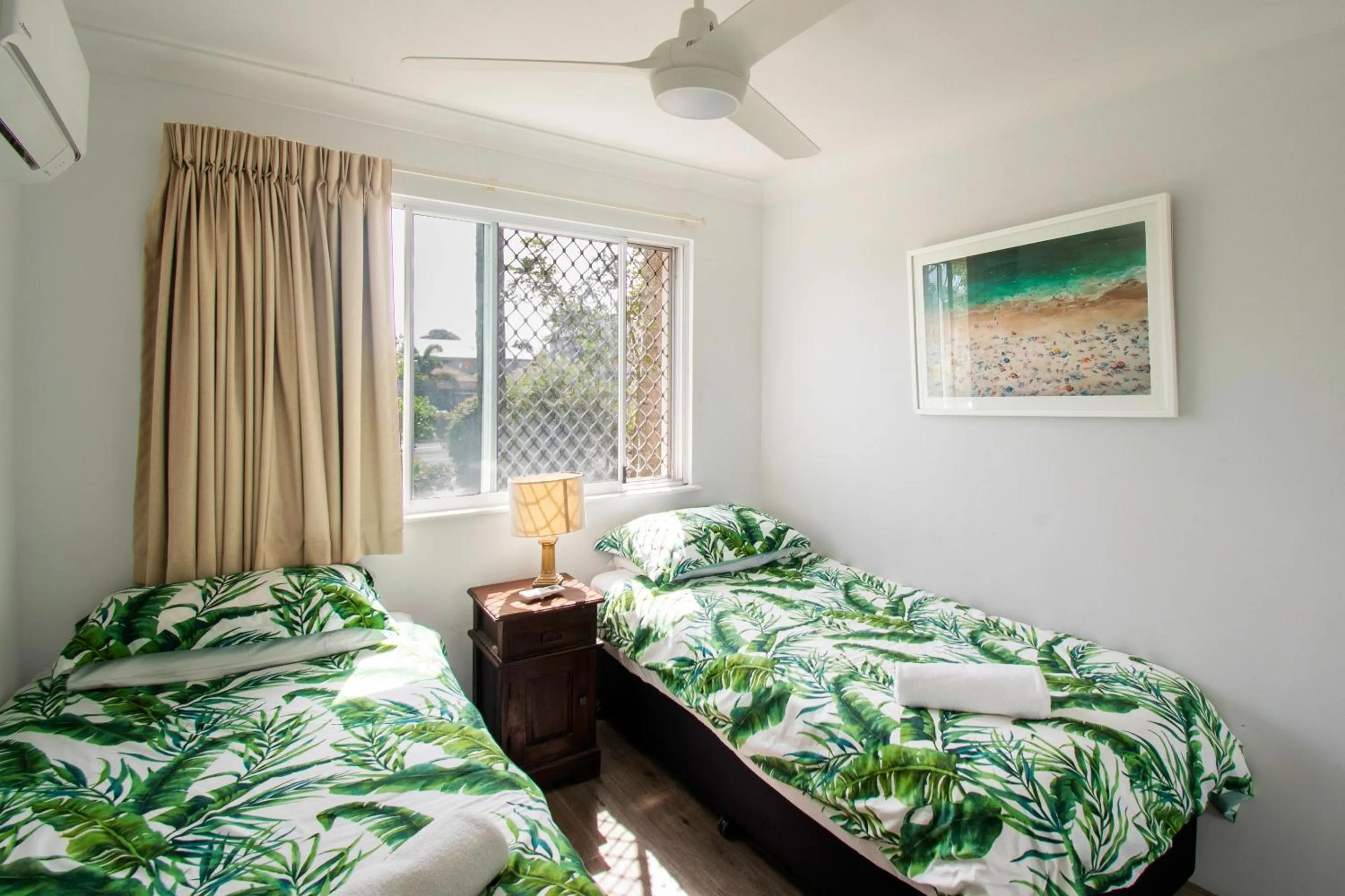 Bedroom, Bed in Key Largo Holiday Apartments