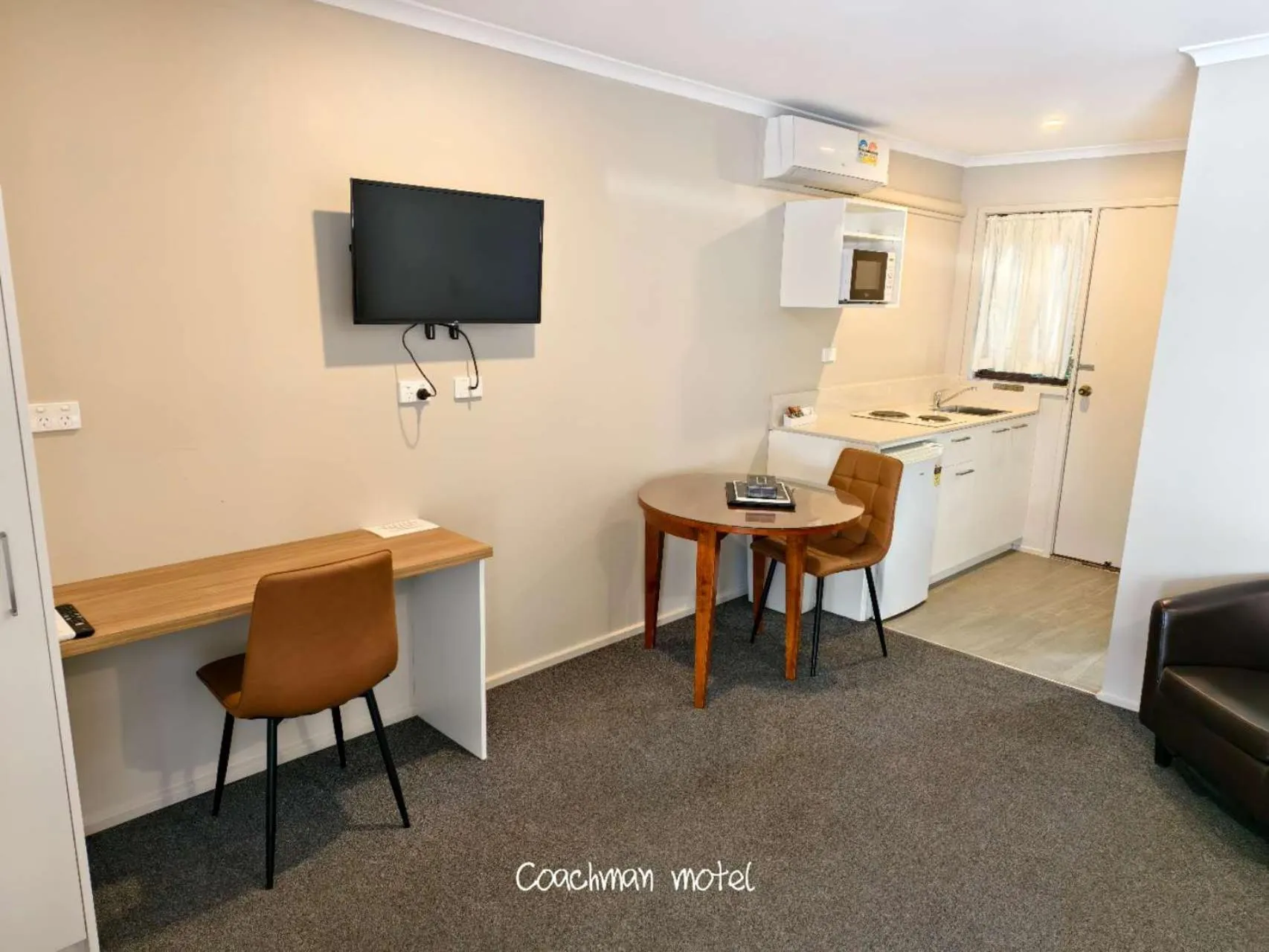 Coachman Motel and Holiday Units