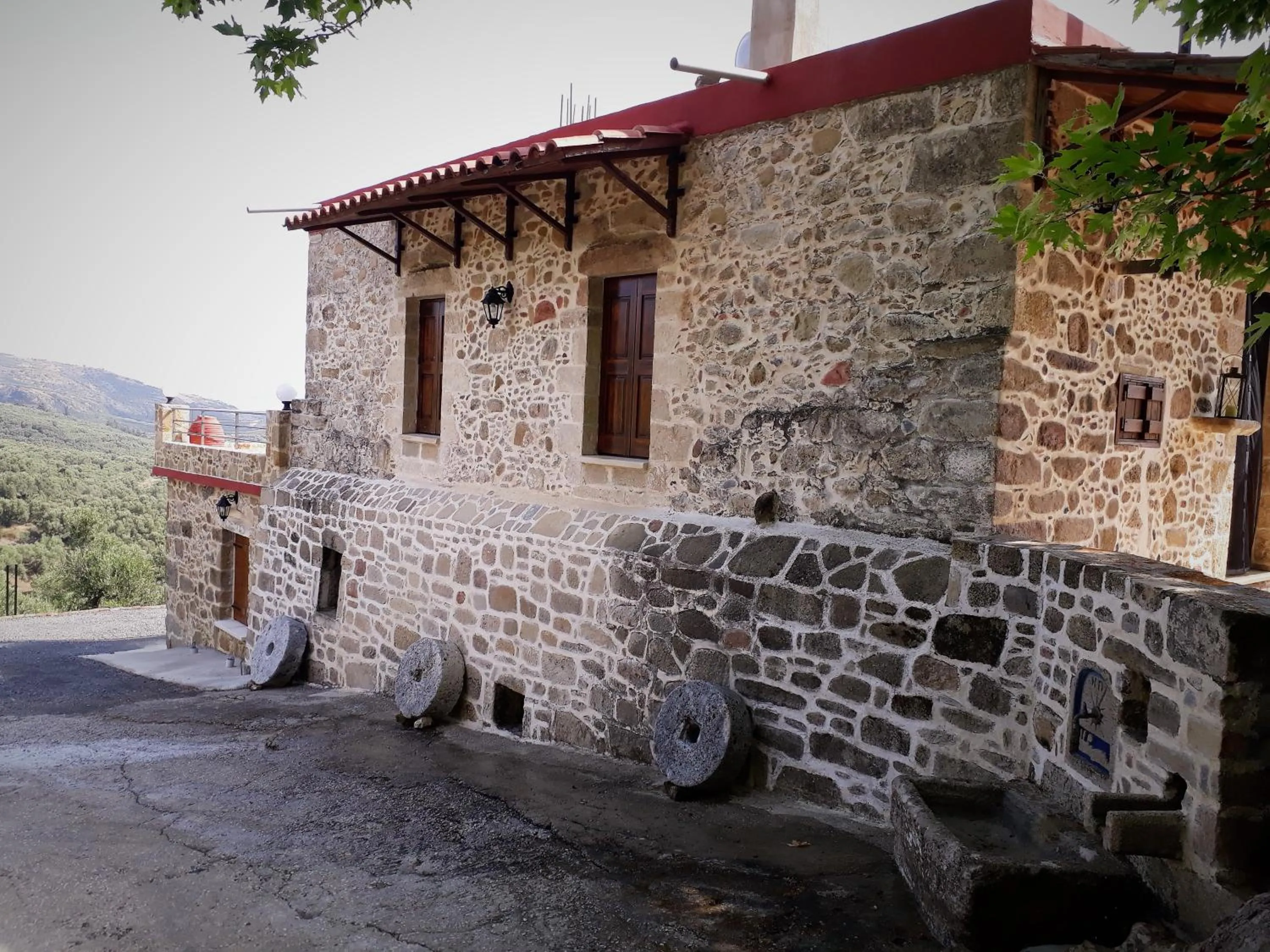 Property building in Traditional House Koukounara