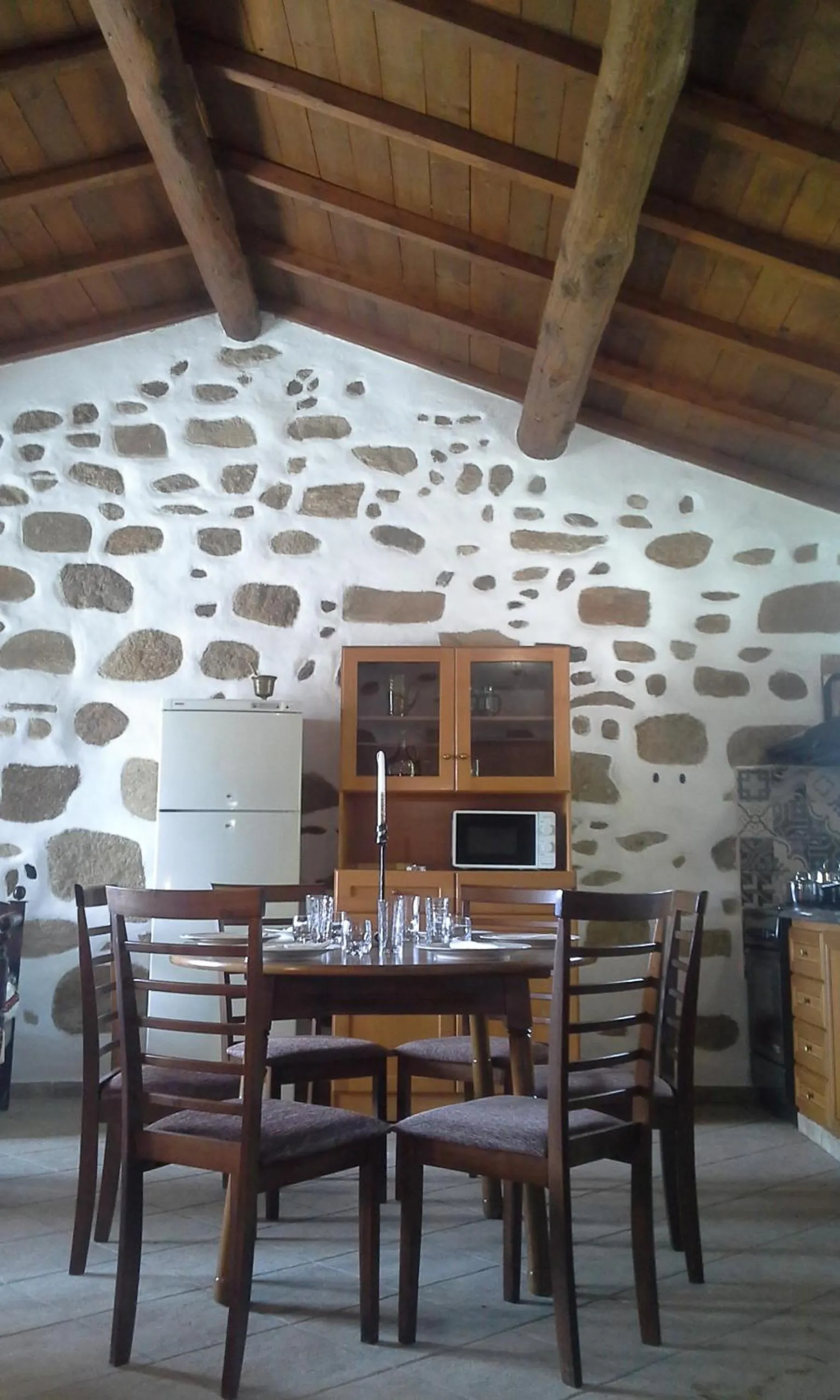 Dining area in Traditional House Koukounara