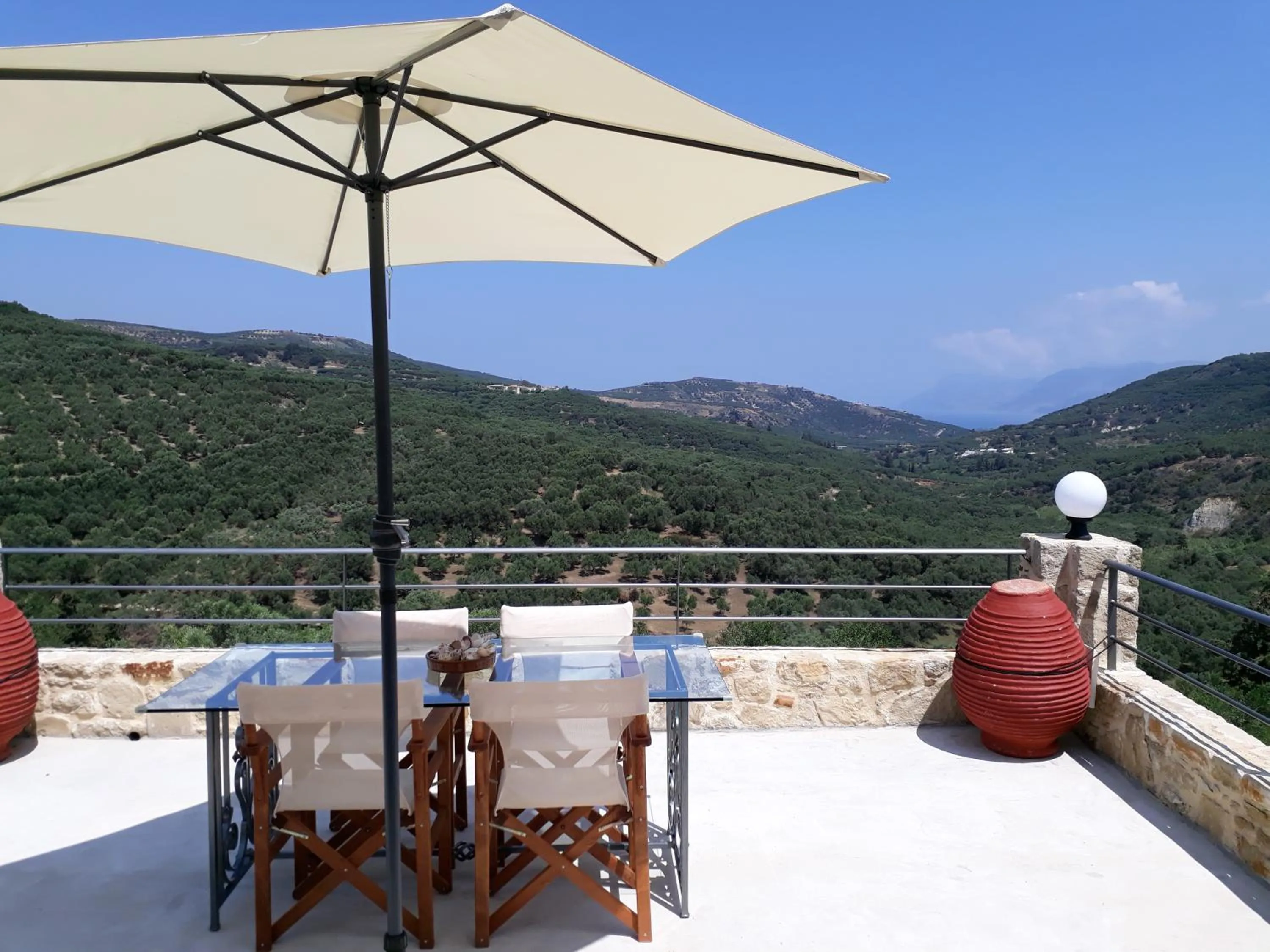 Balcony/Terrace in Traditional House Koukounara