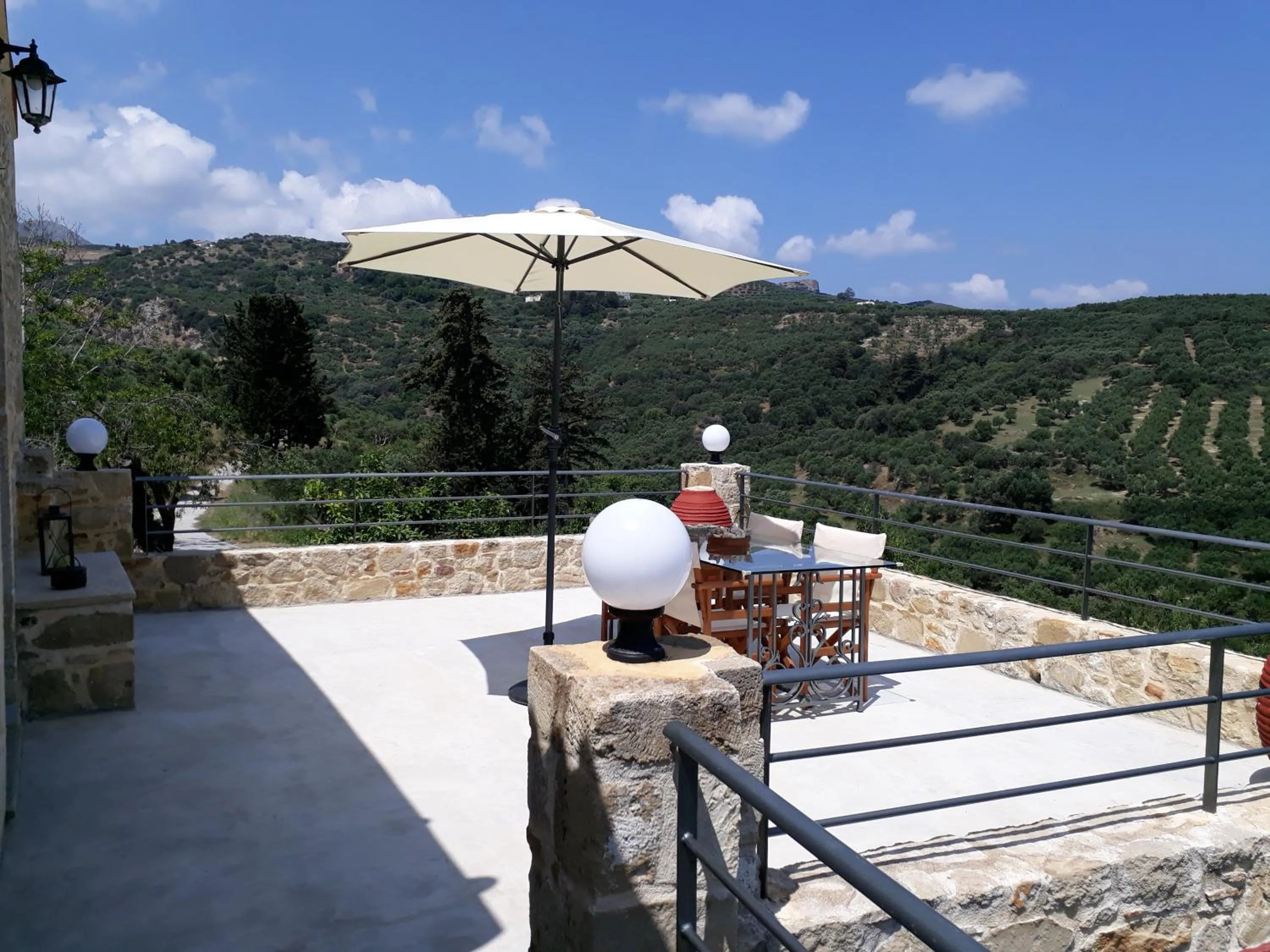 Balcony/Terrace in Traditional House Koukounara