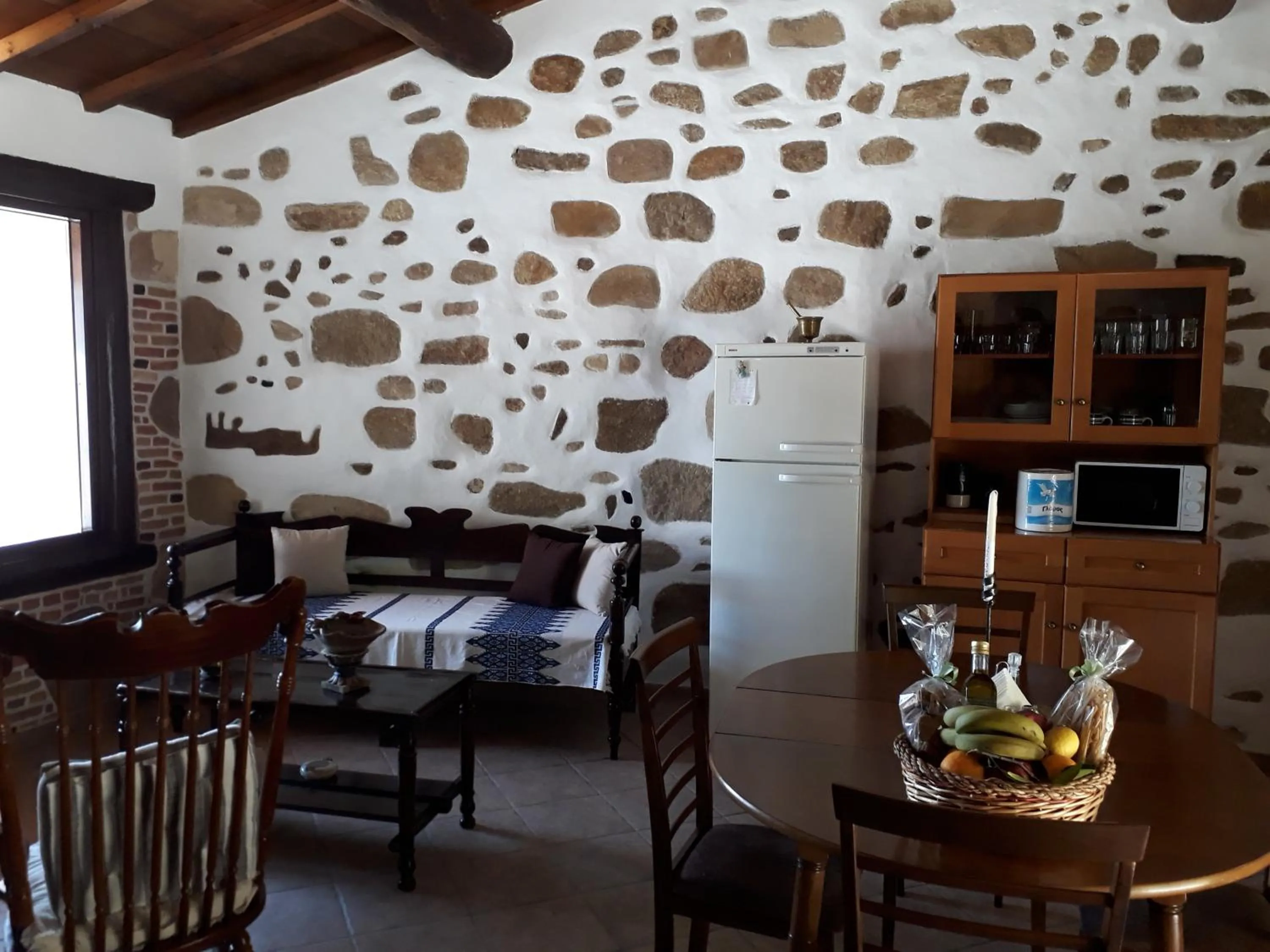 Living room in Traditional House Koukounara