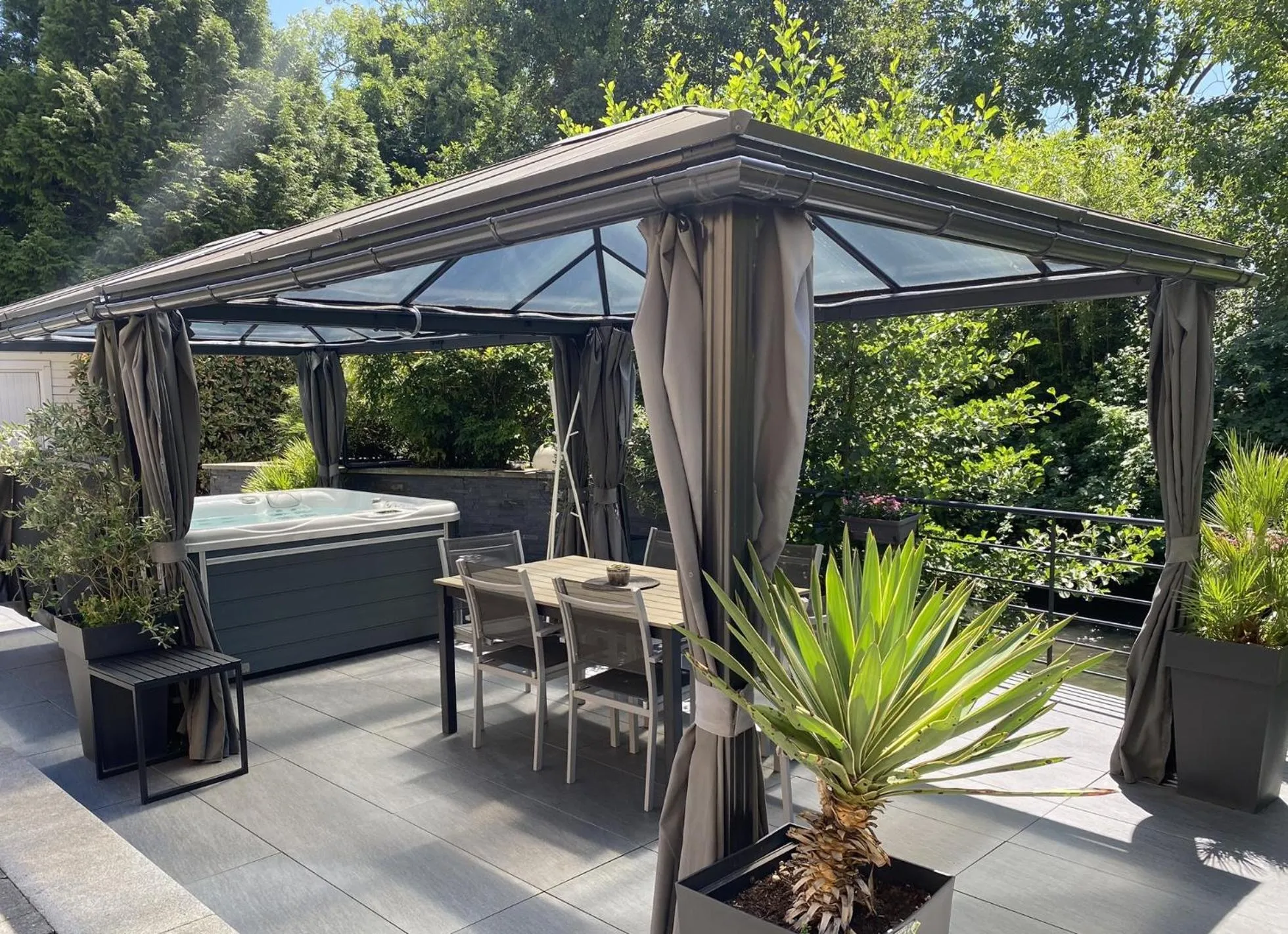 Patio in Les Rives des Habsbourg