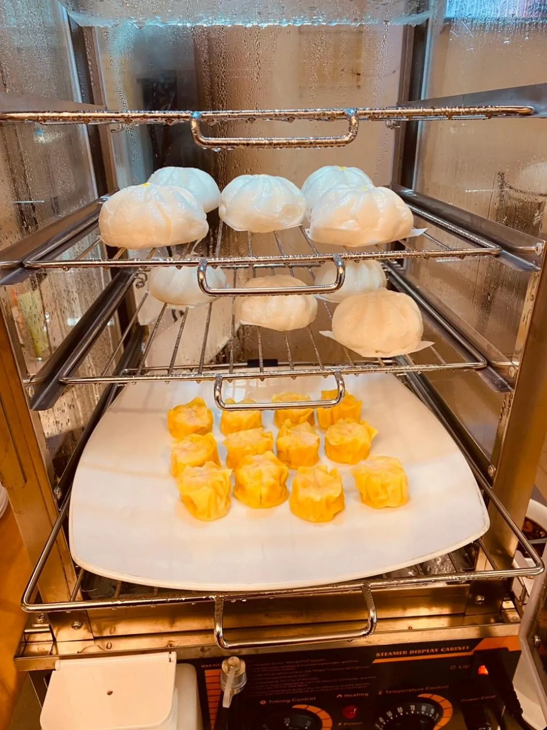 Restaurant/places to eat in Nautical Inn