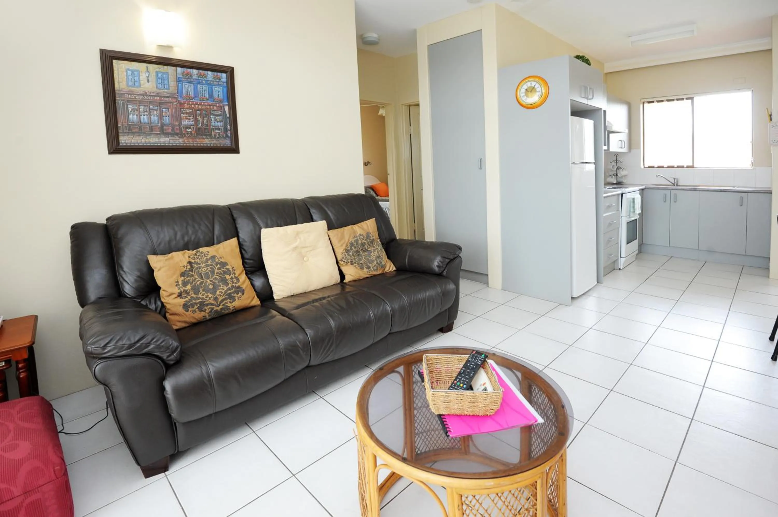 Living room in The Tahitian