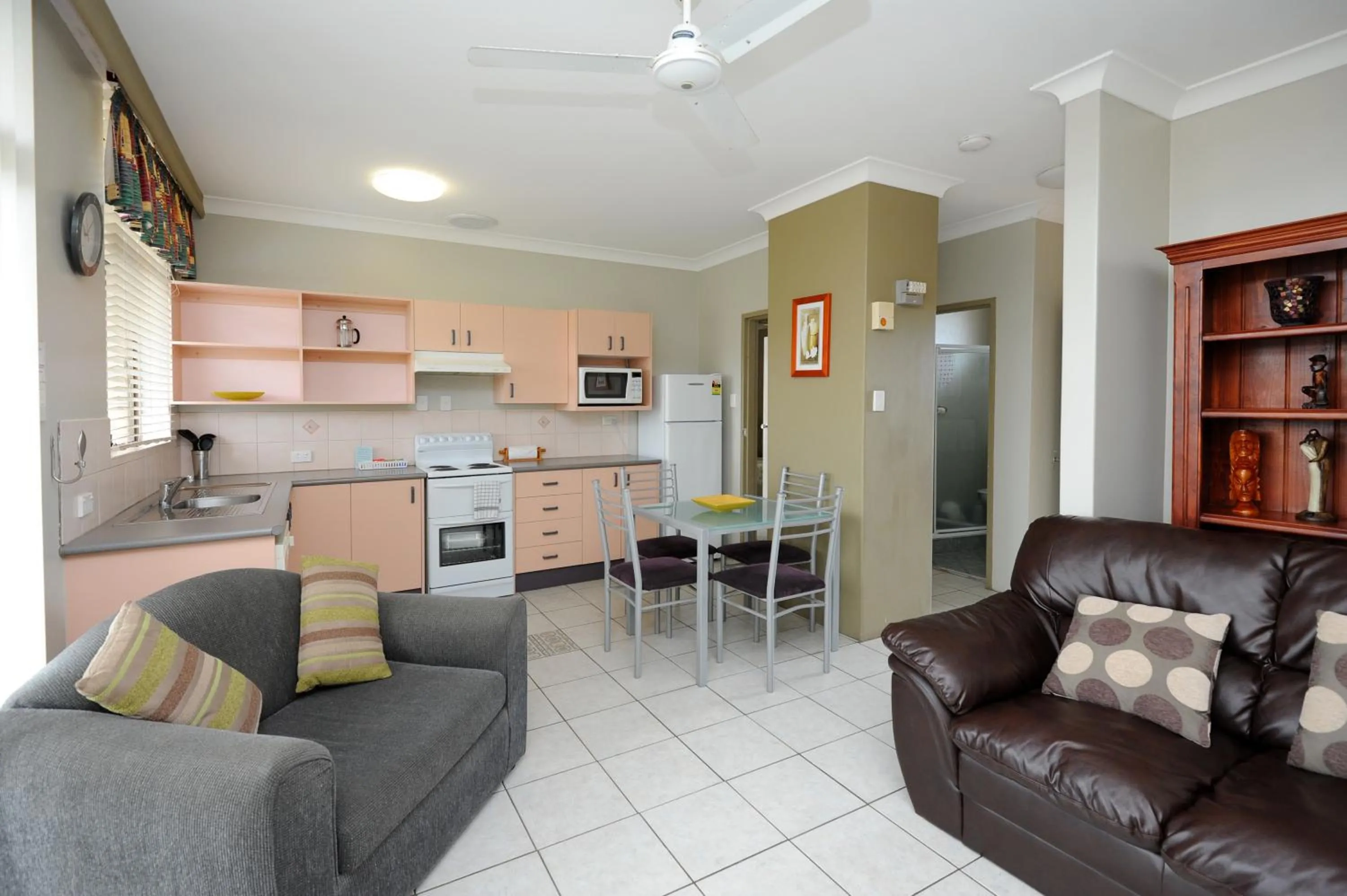 Living room in The Tahitian