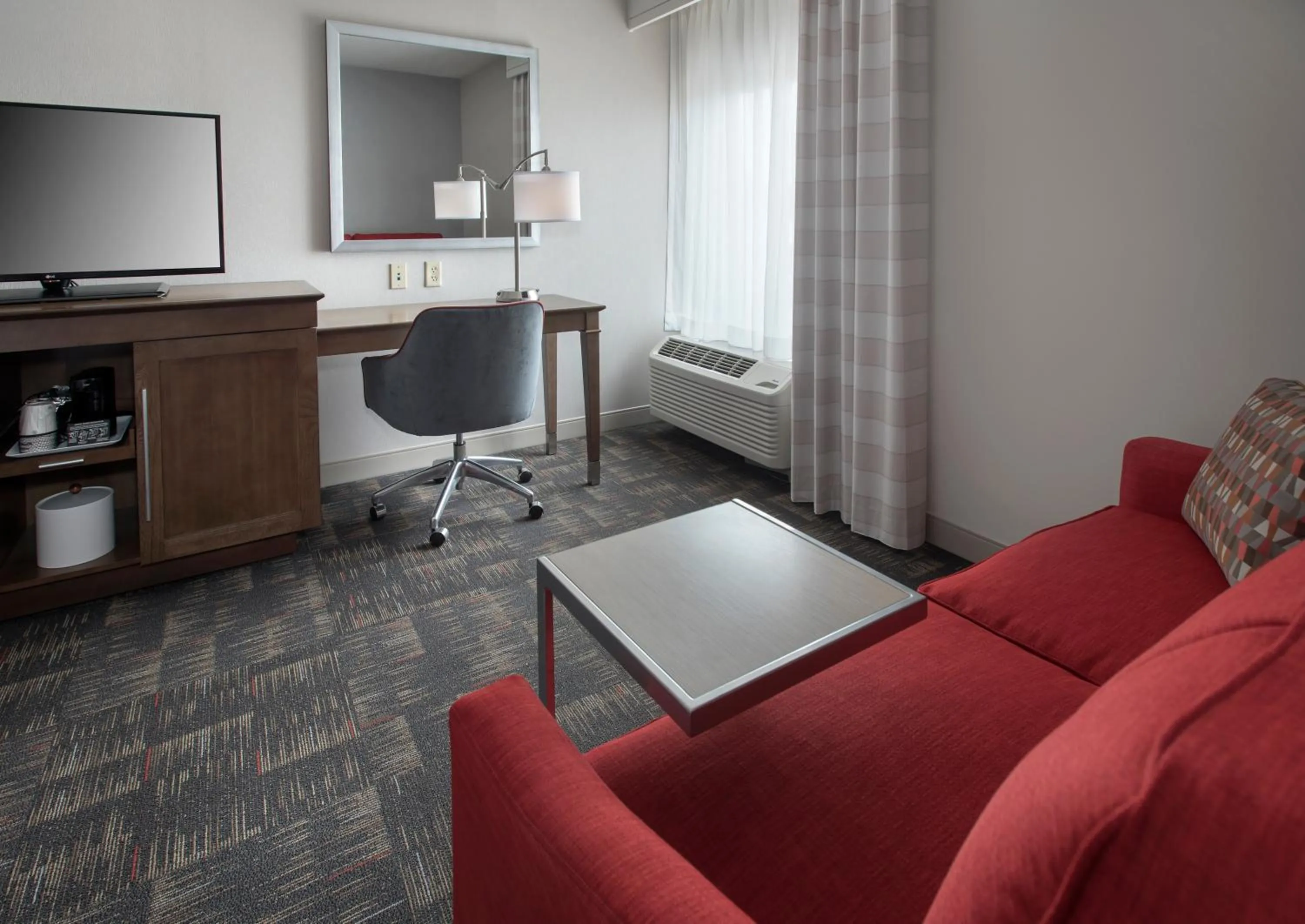 Seating area in Hampton Inn Boston Logan Airport