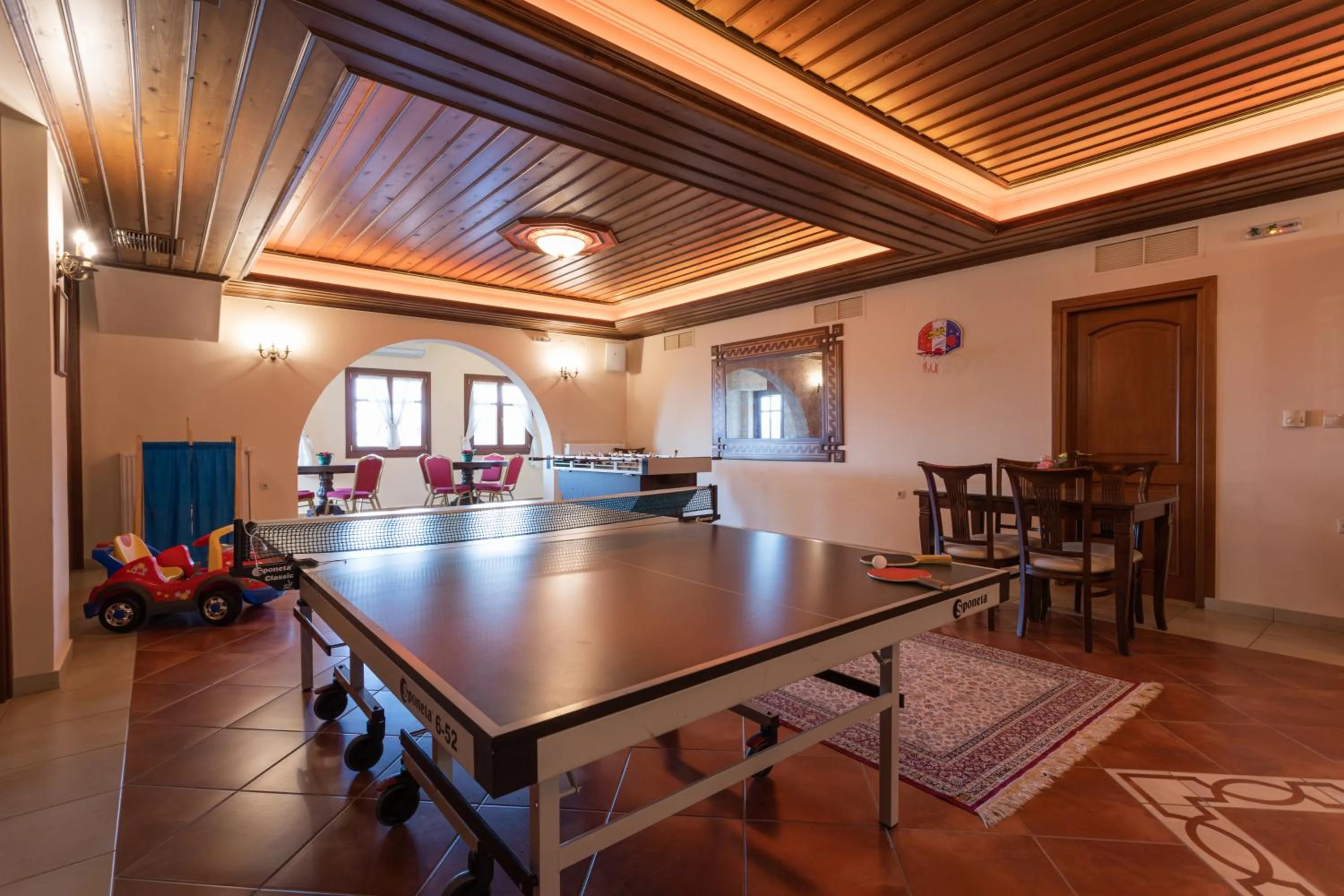 Game Room in Konitsa Mountain Hotel