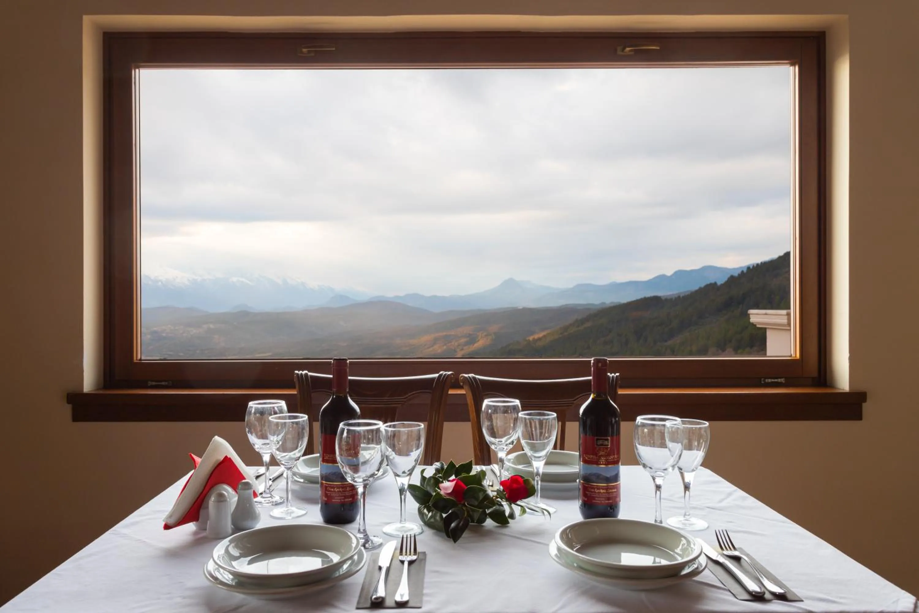 Dining area in Konitsa Mountain Hotel