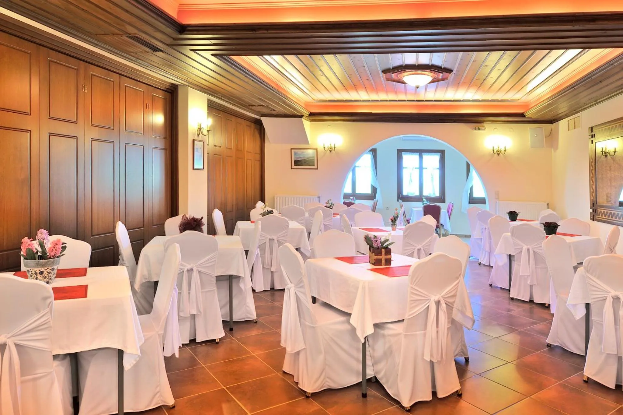 Banquet/Function facilities in Konitsa Mountain Hotel