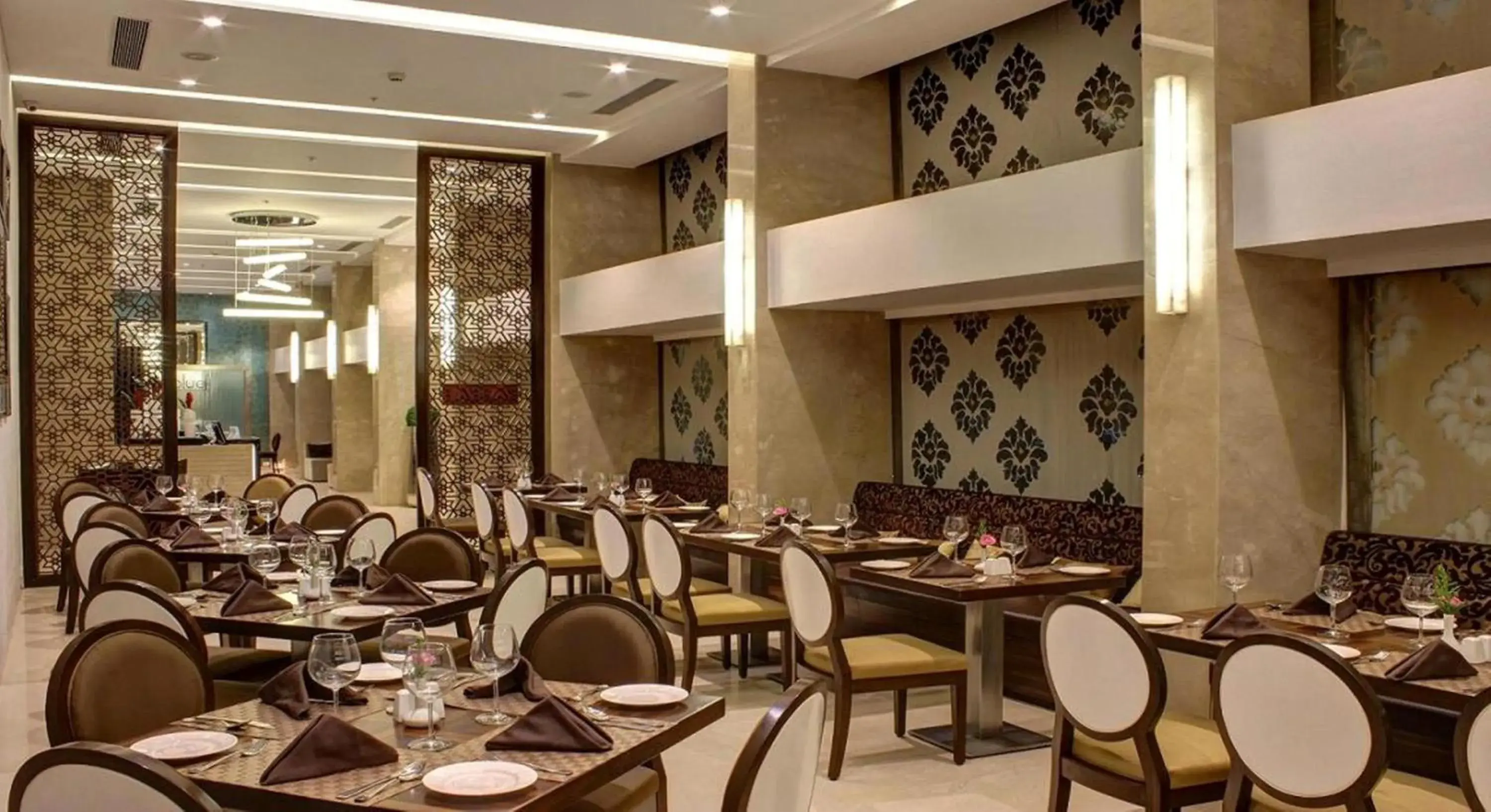 Restaurant/places to eat in The Sahil Hotel Restaurant/places to eat in The Sahil Hotel