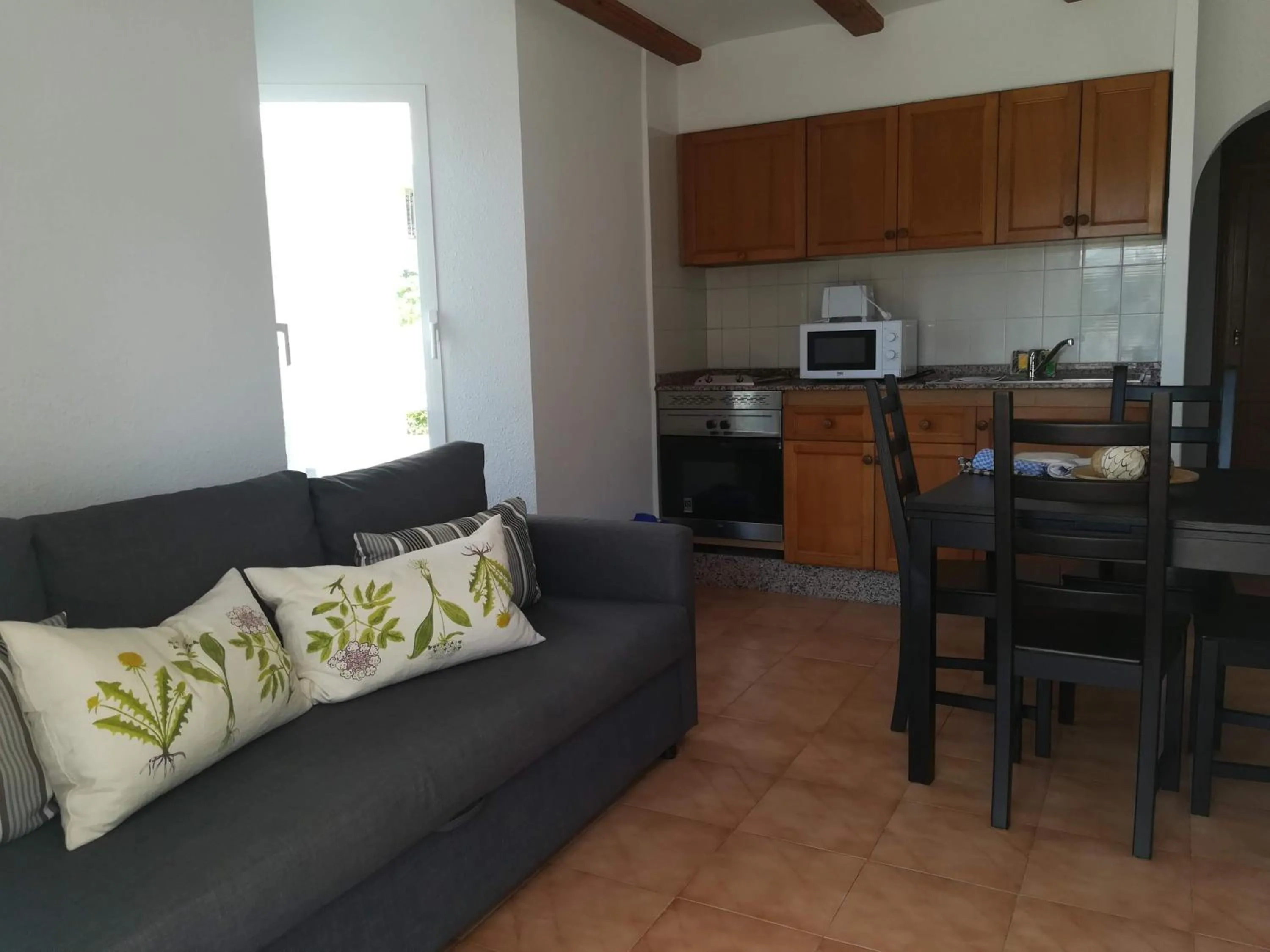 Kitchen or kitchenette in Buganvilla