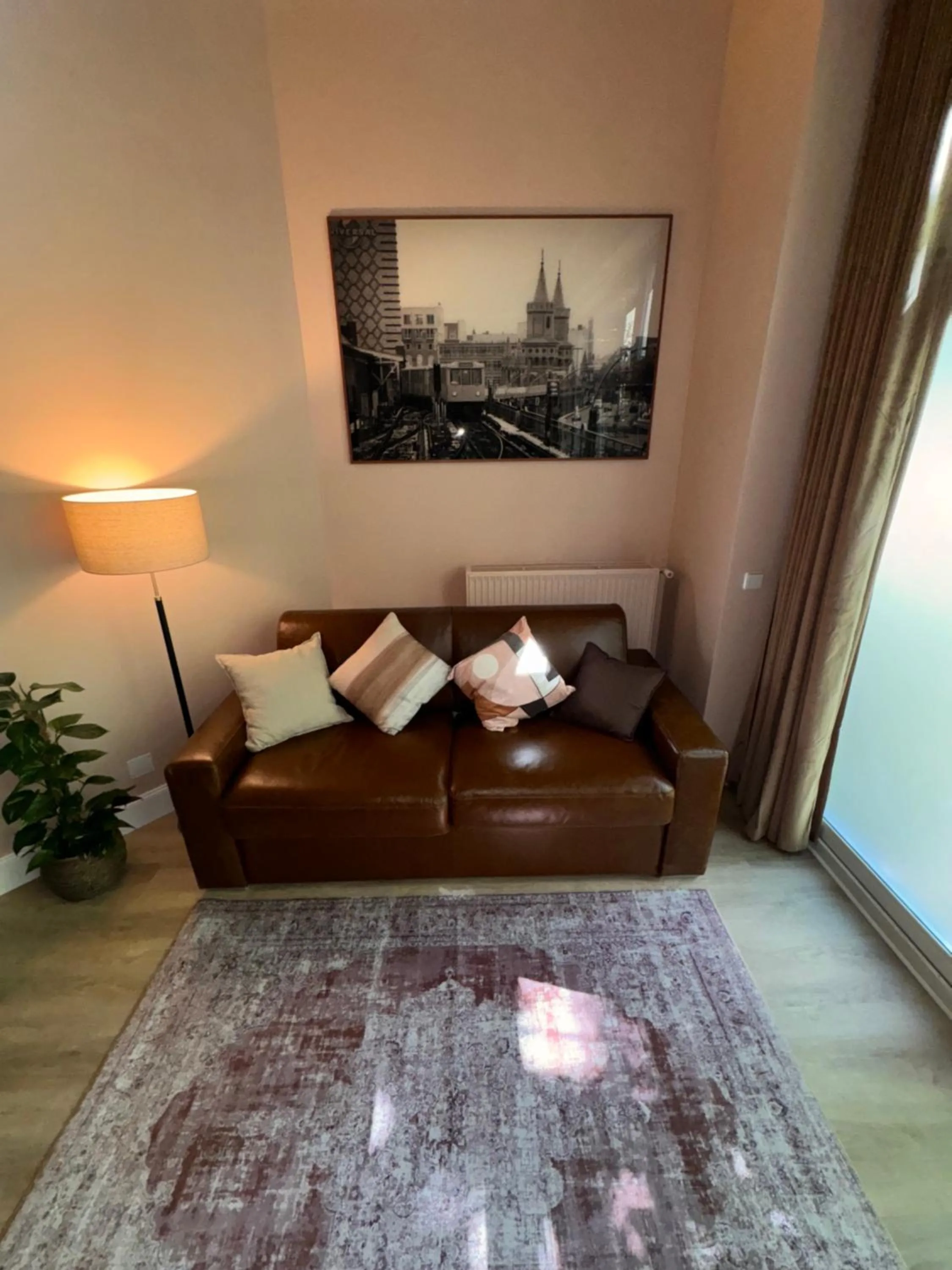 Living room, Bed in Nu Wave Hotel Berlin - Digital Check-In 2025