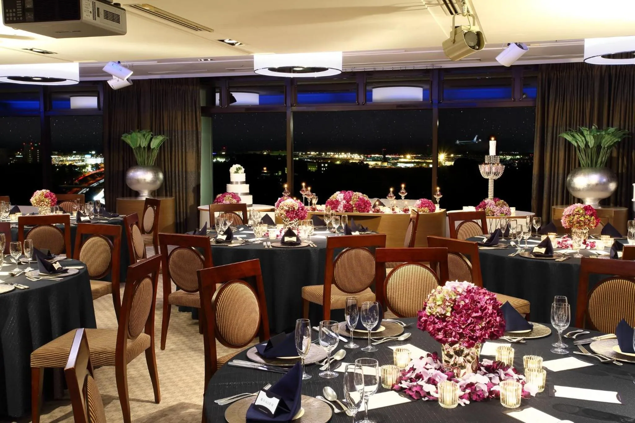 Meeting/conference room in ANA Crowne Plaza Narita by IHG