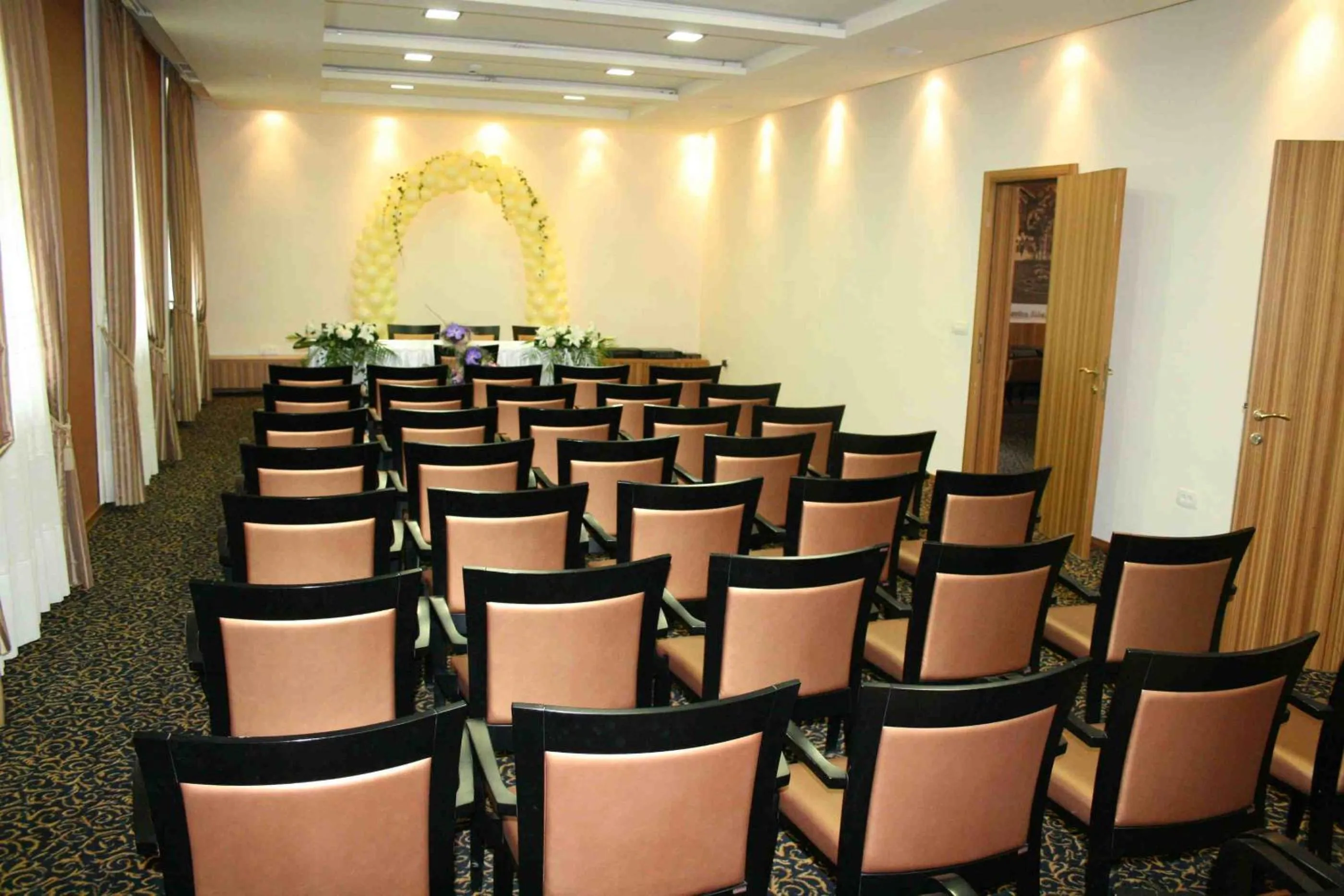 Banquet/Function facilities in Hotel Crystal