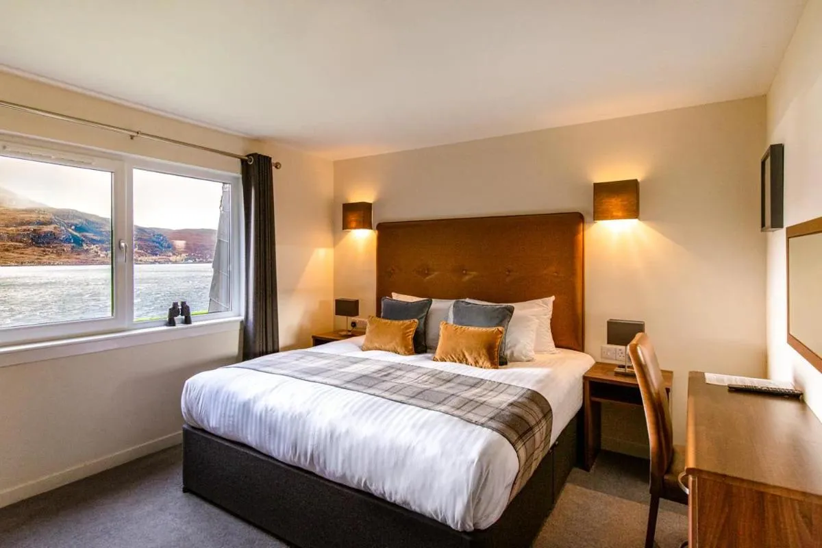 Photo of the whole room, Bed in Harbour House