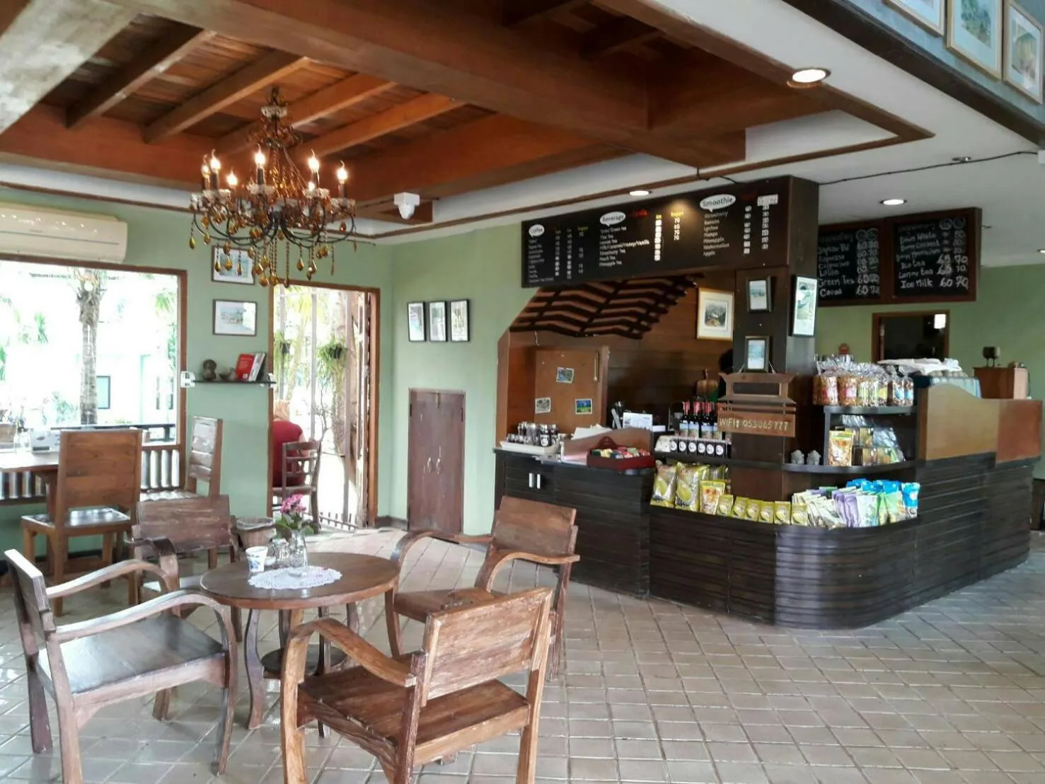 Restaurant/places to eat in Bura Lumpai Resort
