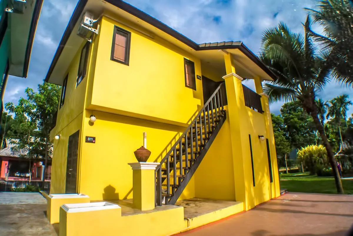 Facade/entrance in Bura Lumpai Resort