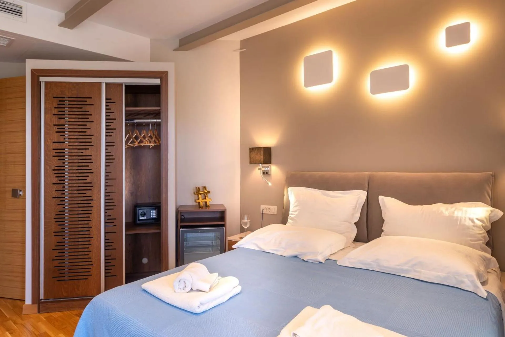 Bedroom, Bed in Panorama Exclusive Suites