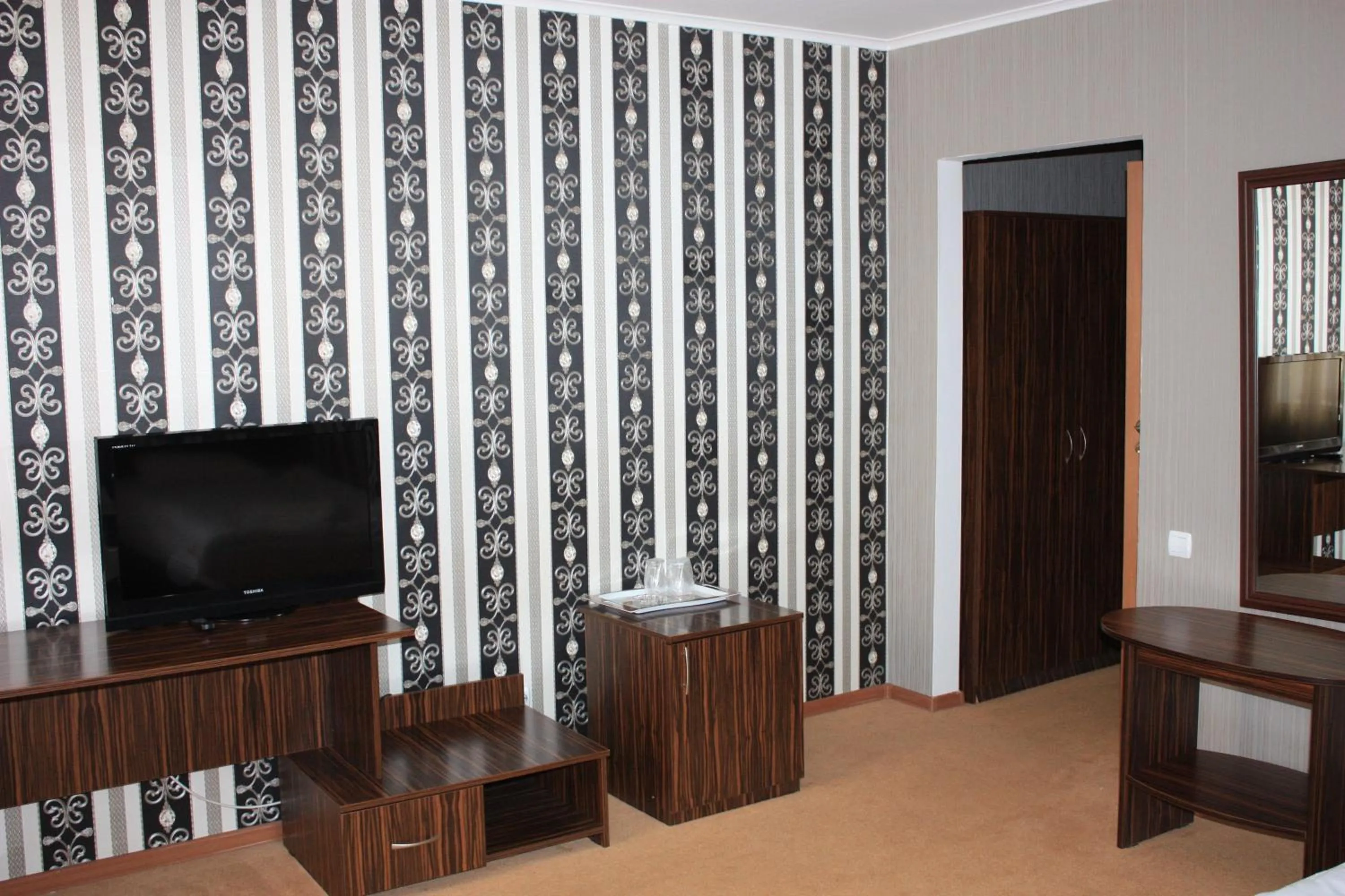 Photo of the whole room in Europa Hotel