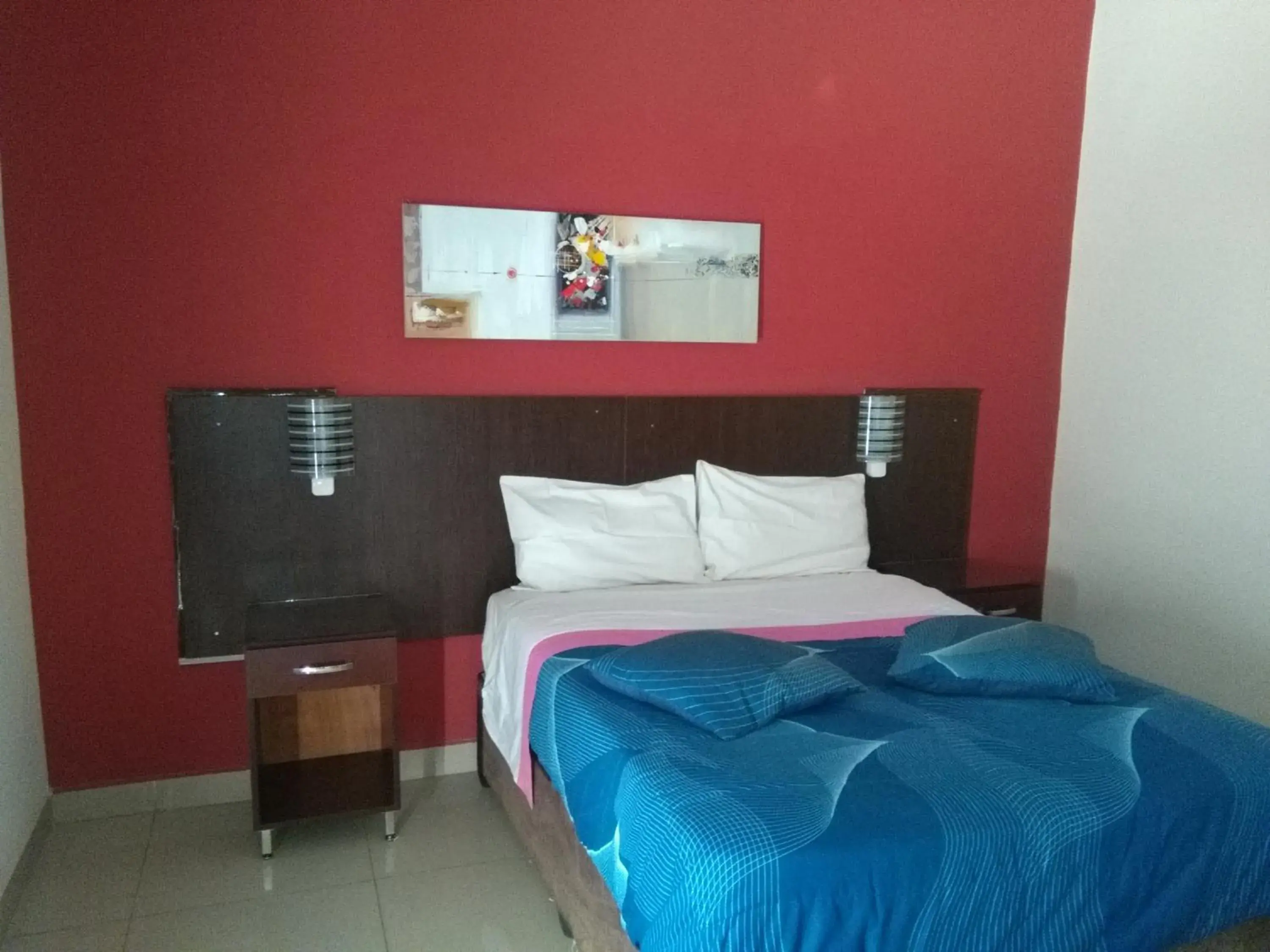 Suite - single occupancy in Le Victoria Suite - single occupancy in Le Victoria