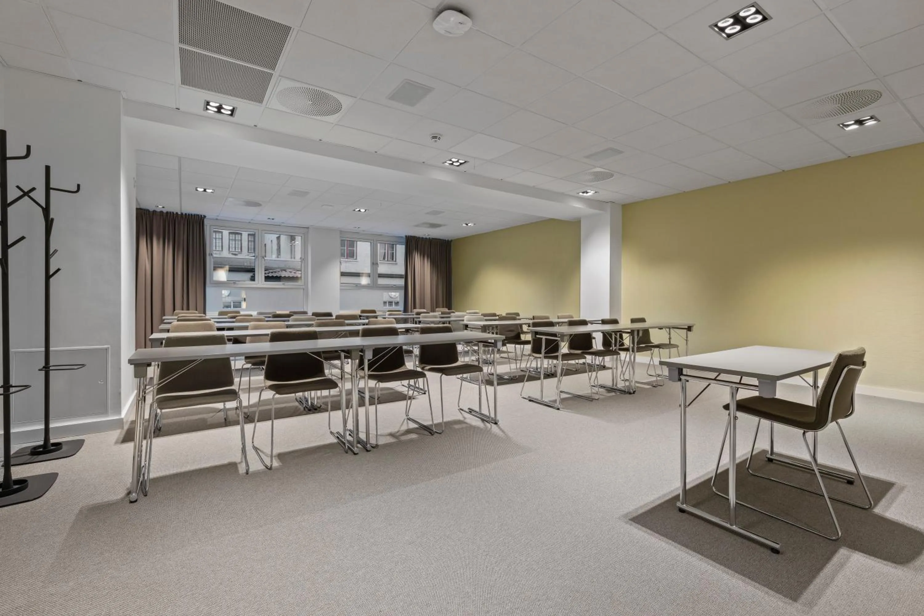 Meeting/conference room in Home Hotel Astoria